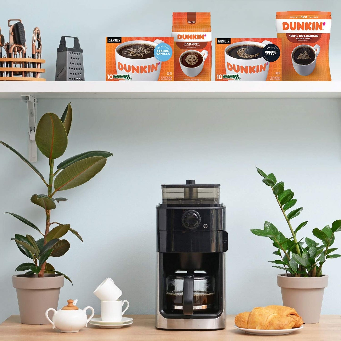 Dunkin' Original Blend Genuine Medium Roast Coffee, K-Cup Pods! - Featuring a Rich, Smooth Taste unmatched by others, Smooth and flavorful! - Original