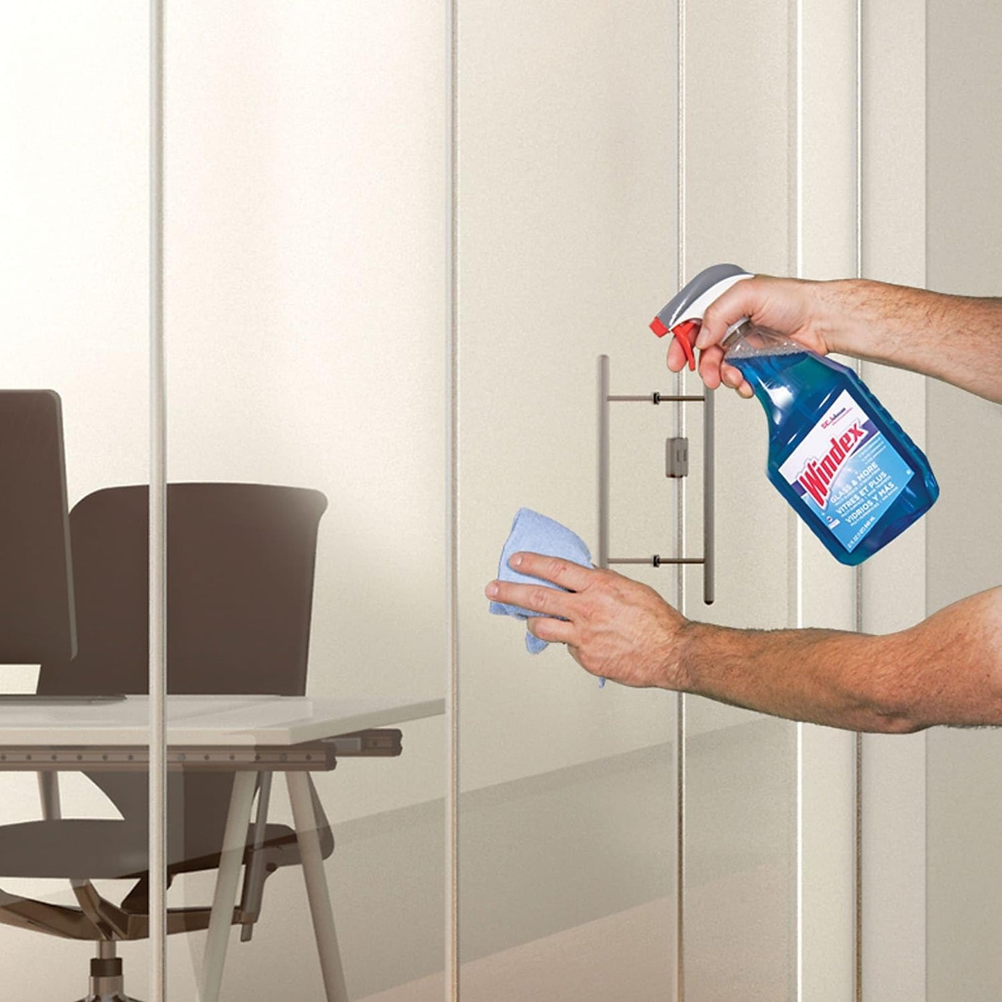 Windex(R) Powerized Glass Cleaner with Ammonia-D, 32 Oz. Spray Bottle
