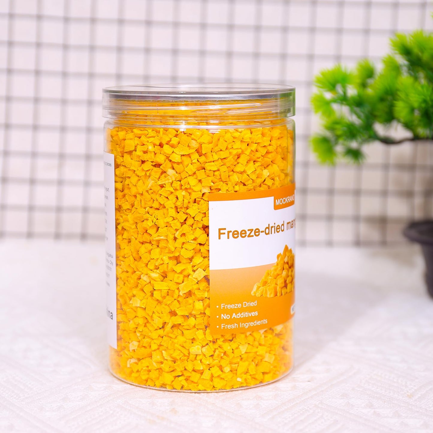 MOCKRAND Freeze Dried Diced Mango No Sugar Added 7.05OZ,Freeze Dried Fruit, Dried Mangoes, Fruit Snacks, Ideal for Infusing Drinks, Baked