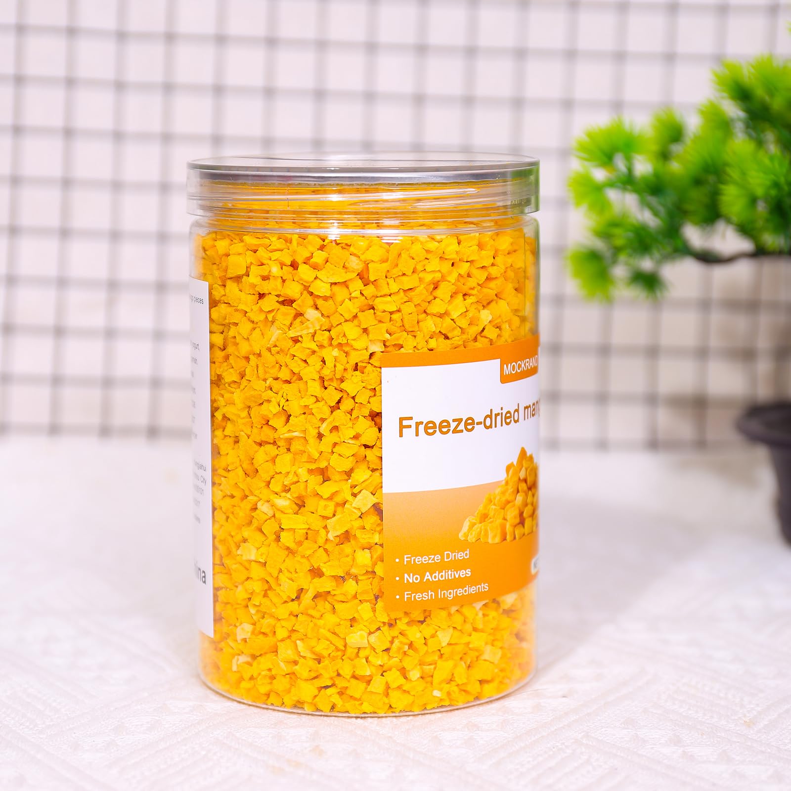 MOCKRAND Freeze Dried Diced Mango No Sugar Added 7.05OZ,Freeze Dried Fruit, Dried Mangoes, Fruit Snacks, Ideal for Infusing Drinks, Baked
