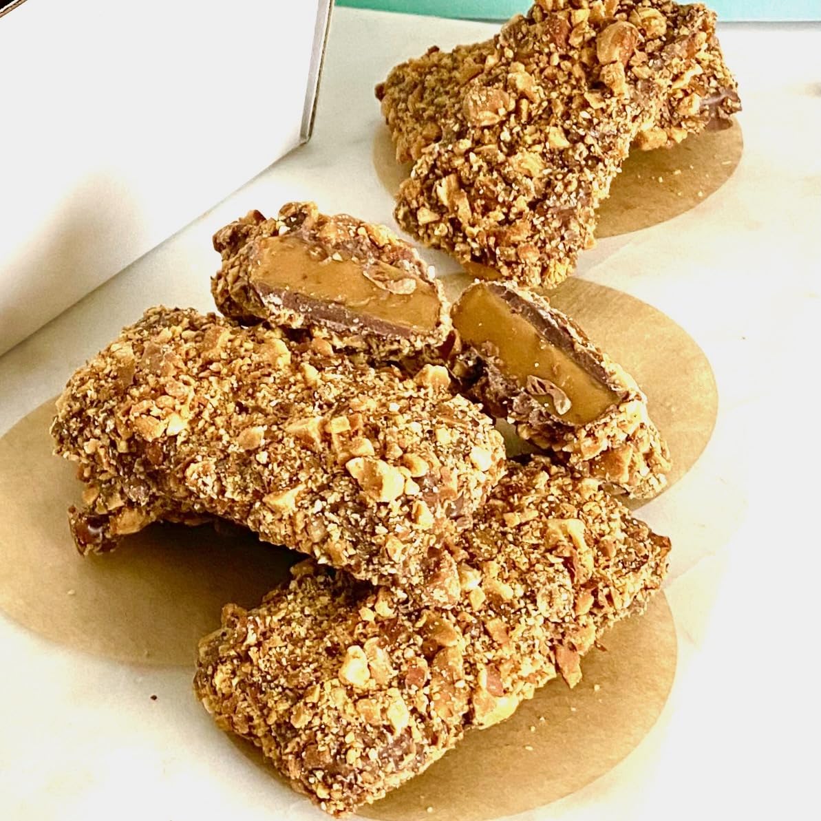 MalibuGift Gourmet English Toffee Candy Sticks in 1 lb Fancy Candy Box, Doused in Gourmet Chocolate and Rolled in Roasted Almonds