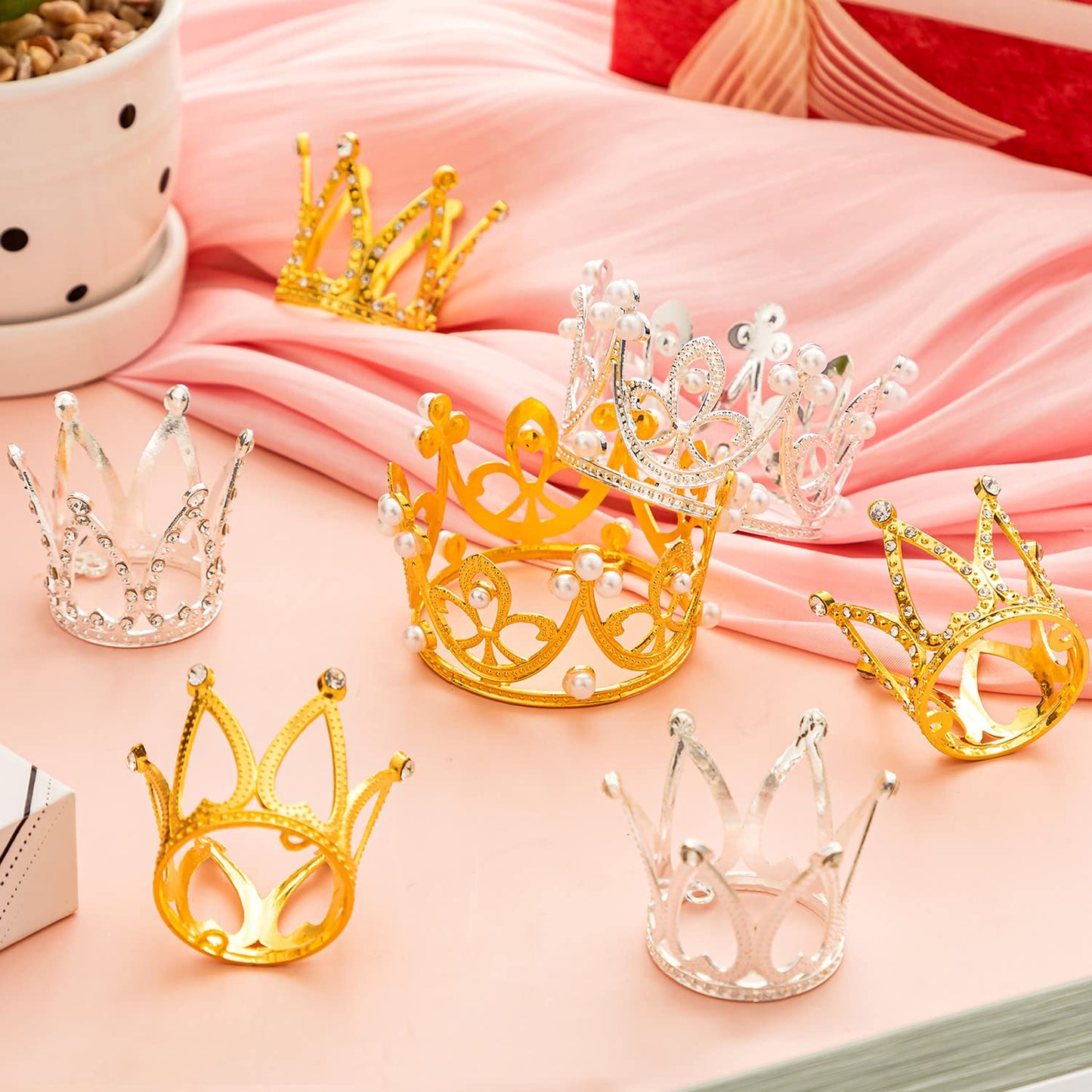 15Pcs Crown Cake Topper, Gold Silver Mini Crowns, Small Crystal Pearl Cupcake Toppers for Flower Arrangements Cupcake Baby Shower Birthday Party