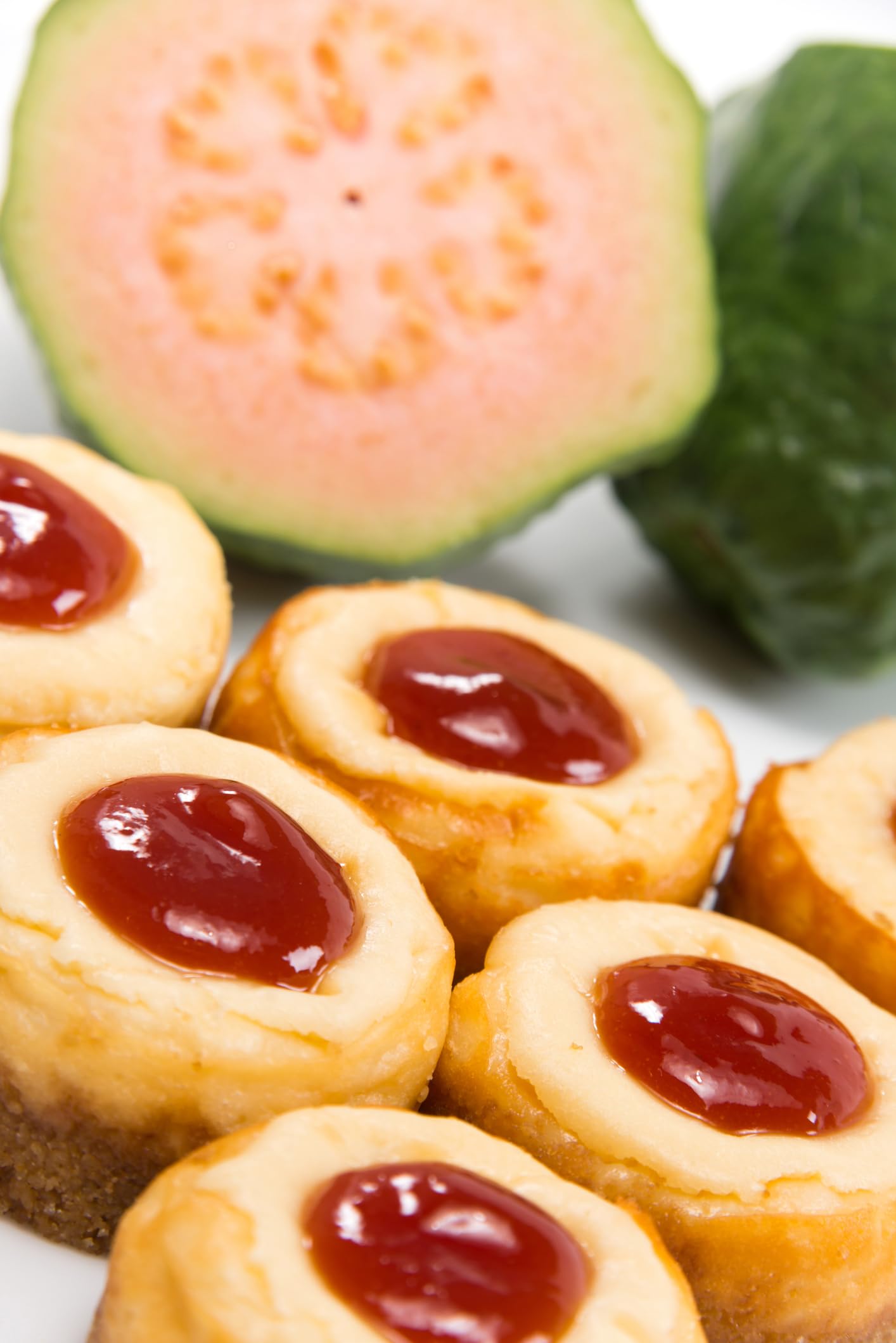 By The Cup Guava Pie & Pastry Filling, 2 Pound