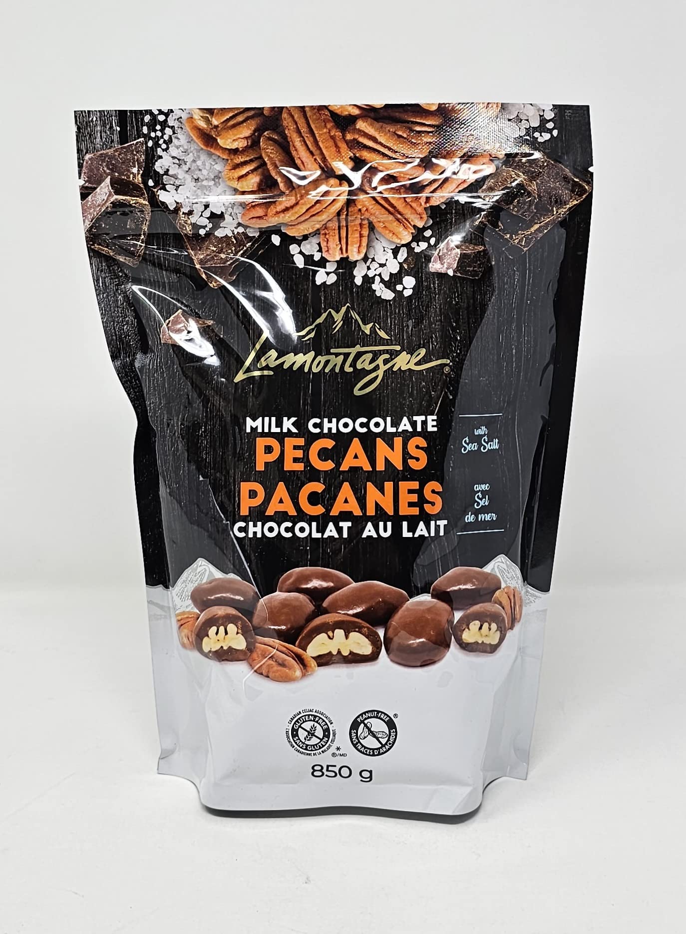 Lamontagne Milk Chocolate Covered Pecans with Sea Salt, An irresistibly Sweet & Salty Snack - 850g
