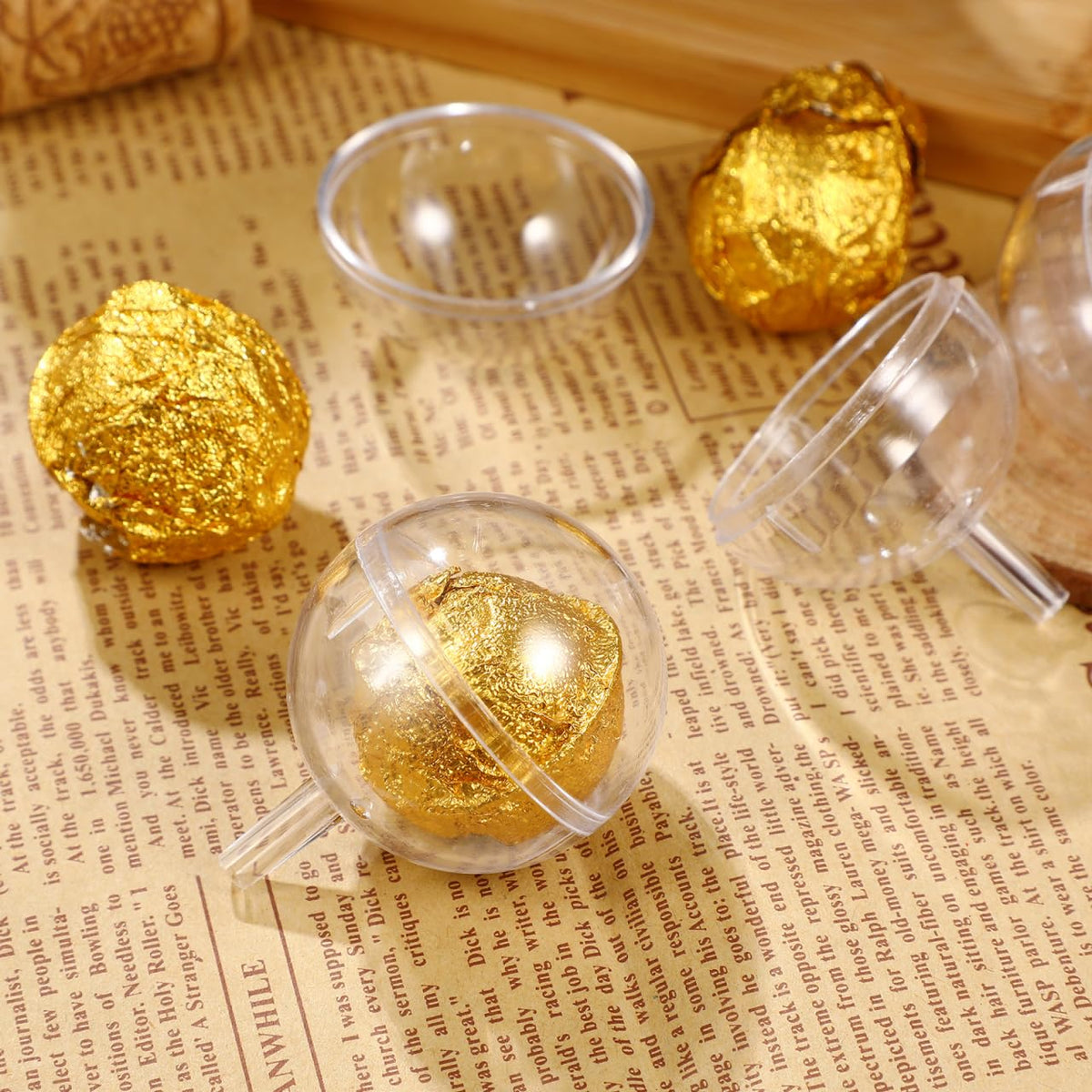 TEHAUX 100 Pack Acrylic Chocolate Holder Cups with Lids, Round Truffle Box