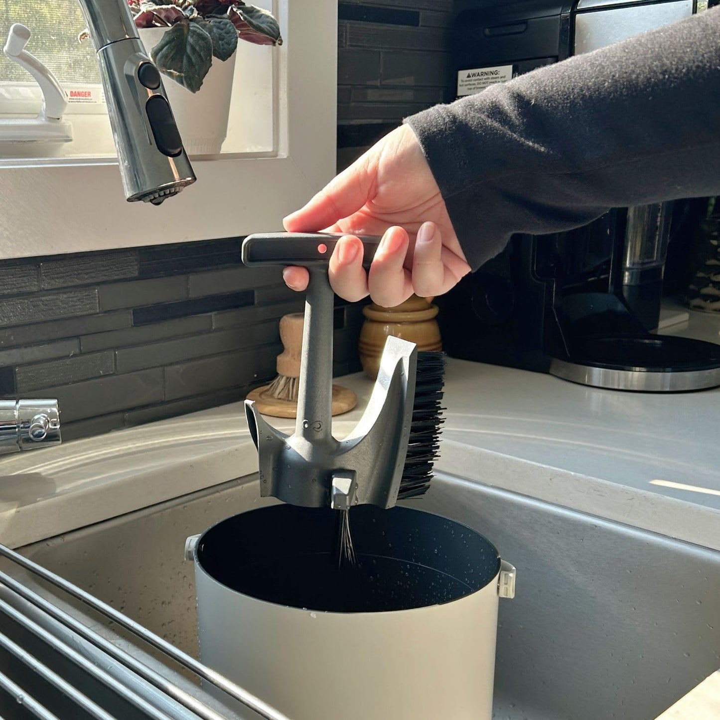 FoodCycler InfinityBrush Cleaning Brush for Eco 3 and Eco 5