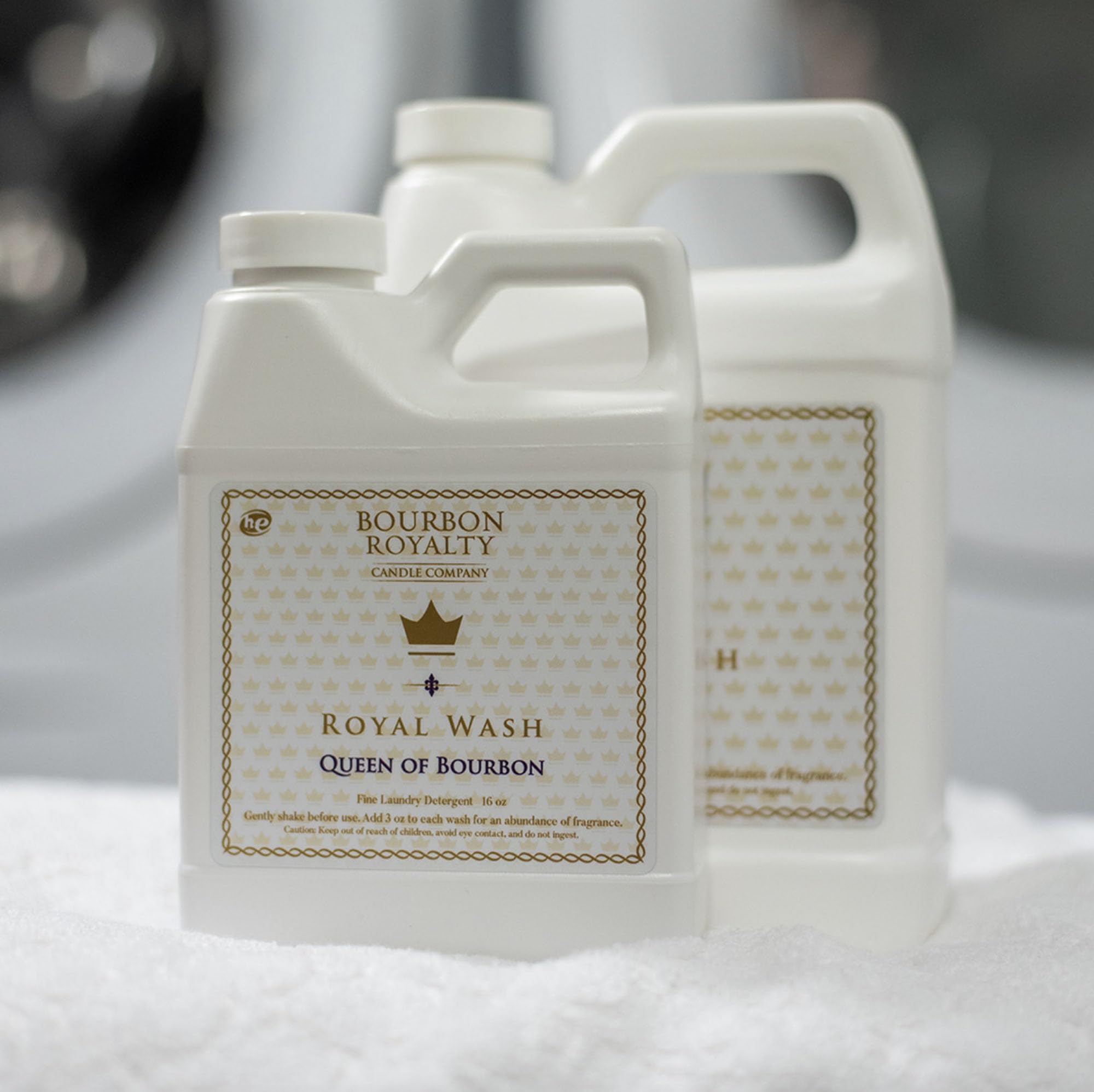 Bourbon Royalty Royal Wash 64 Ounce High Efficiency Scented Fragranced Liquid Laundry Detergent, Queen of Bourbon, White