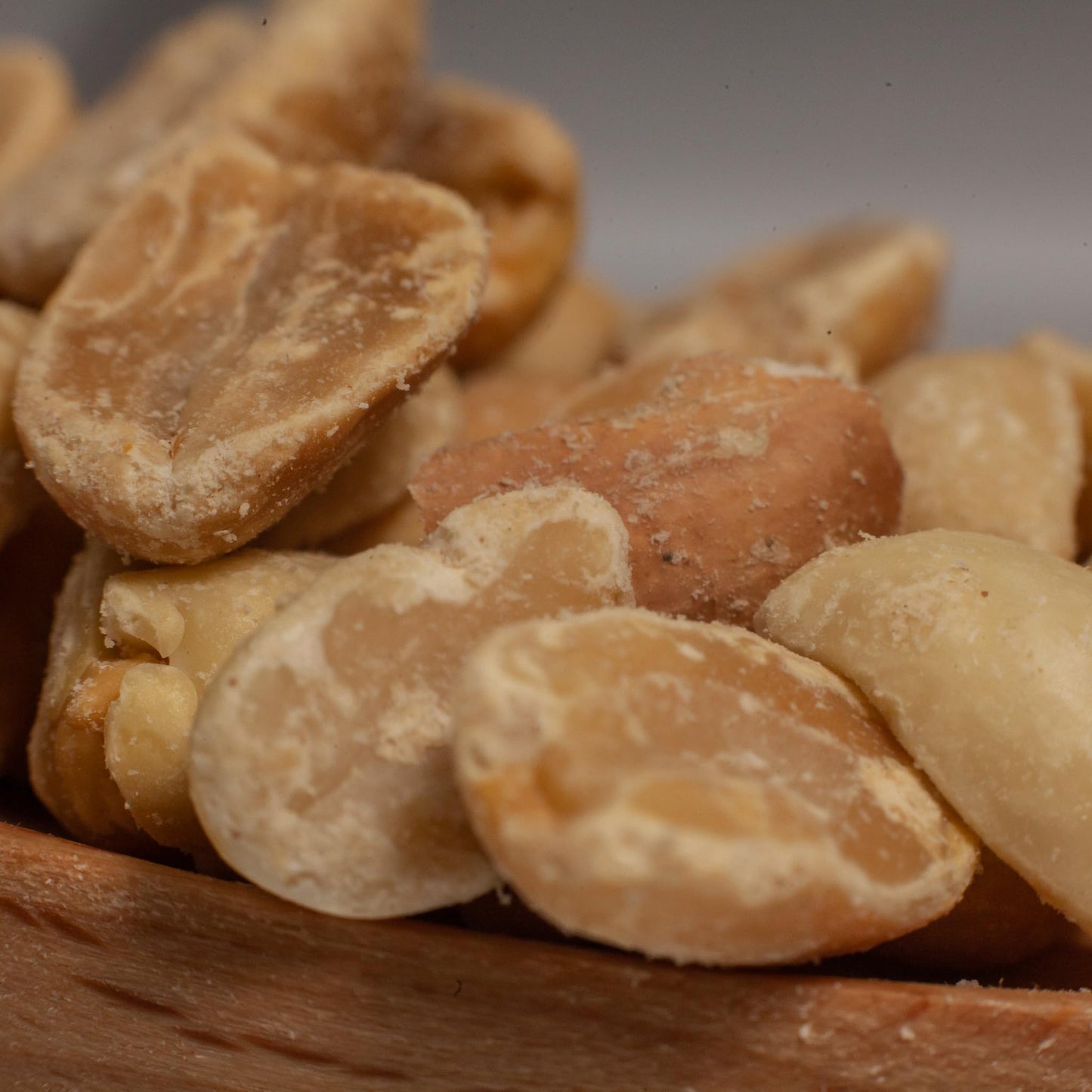 Survival Grocery® Organic Dry Roasted Peanuts - Protein Rich, Non-GMO, Gluten-free, Vegan-friendly, Low Carb Snack, Packed With Essential Vitamins