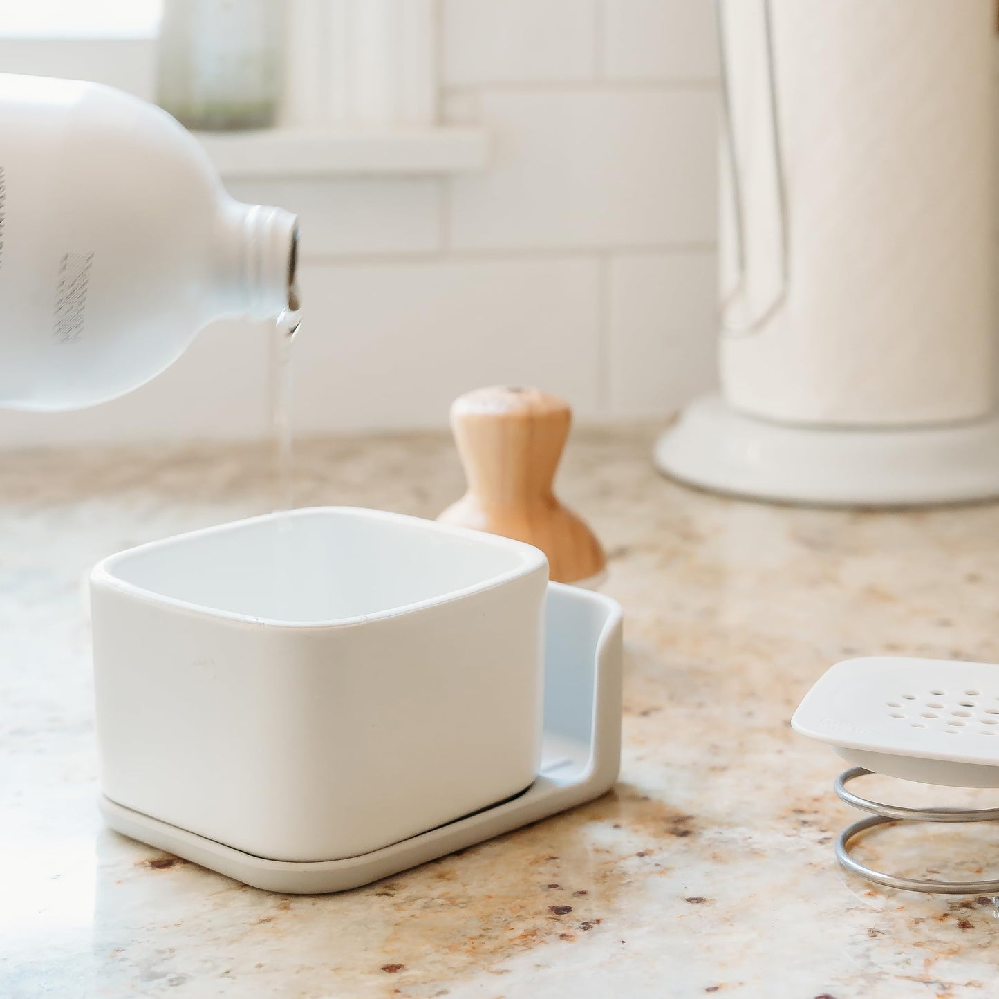 Full Circle Bubble Up Combo - Family Safe, Formaldehyde-Free - Gray Ceramic Soap Dish with Plant-Based Sponge & Bamboo Dish Brush - Versatile Kitchen