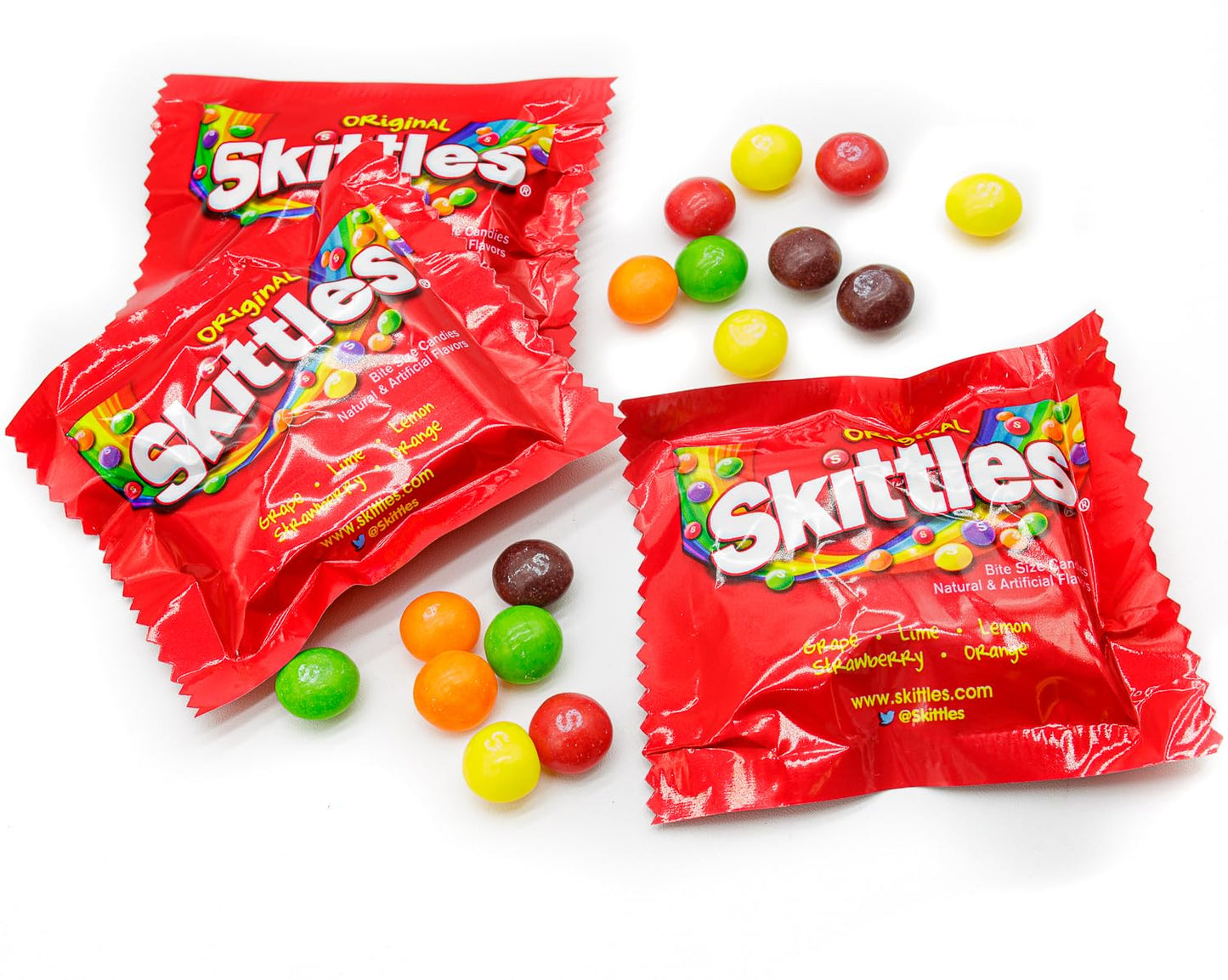 SKITTLES Original Fun Size 2lb individual packs Bulk Bag, Assortment of Flavors (Strawberry, Lemon, Orange, Grape, Lime)