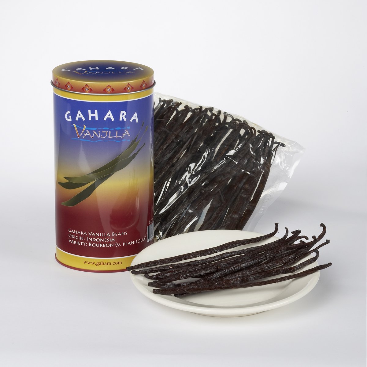 Gahara Indonesian Vanilla Beans - 8 Ounce Bag in a Tin