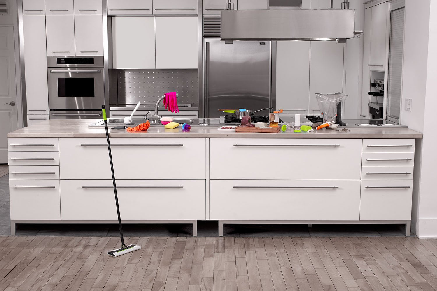 Casabella Nylon Brush and Plunger Set, White, 12-Inch