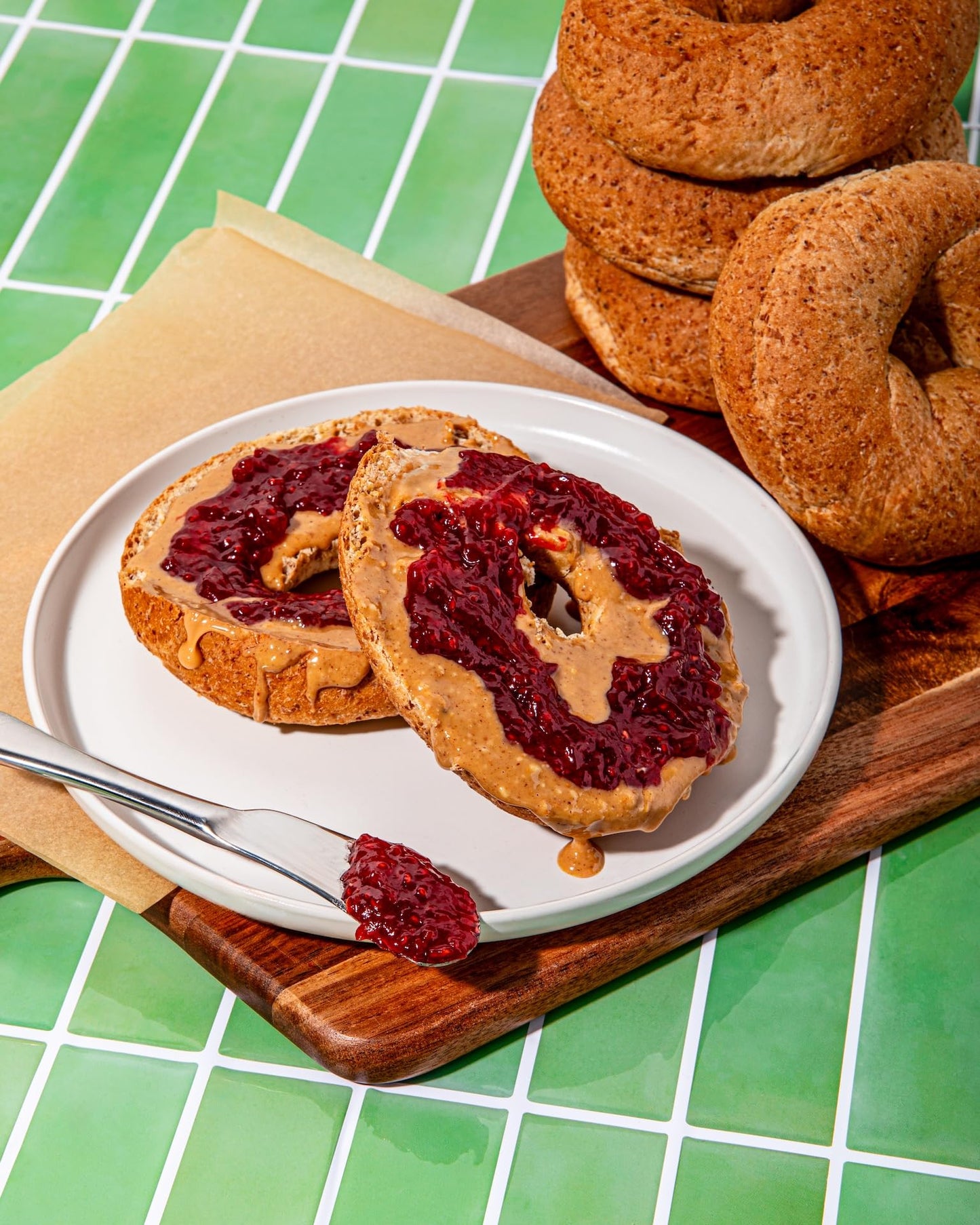 ROYO Classic Bagels, 70-80 Calories, 5-6G Net Carbs,10G Protein (Cinnamon Raisin)