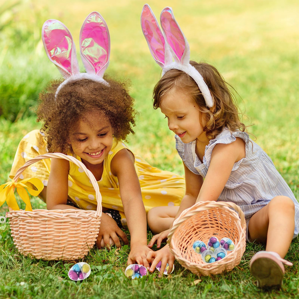 Chochkees Fillable Transparent Easter Eggs with Hinge Bulk Clear Bright Plastic Easter Eggs, Perfect for Easter Egg Hunt, Surprise Egg, Easter Hunt