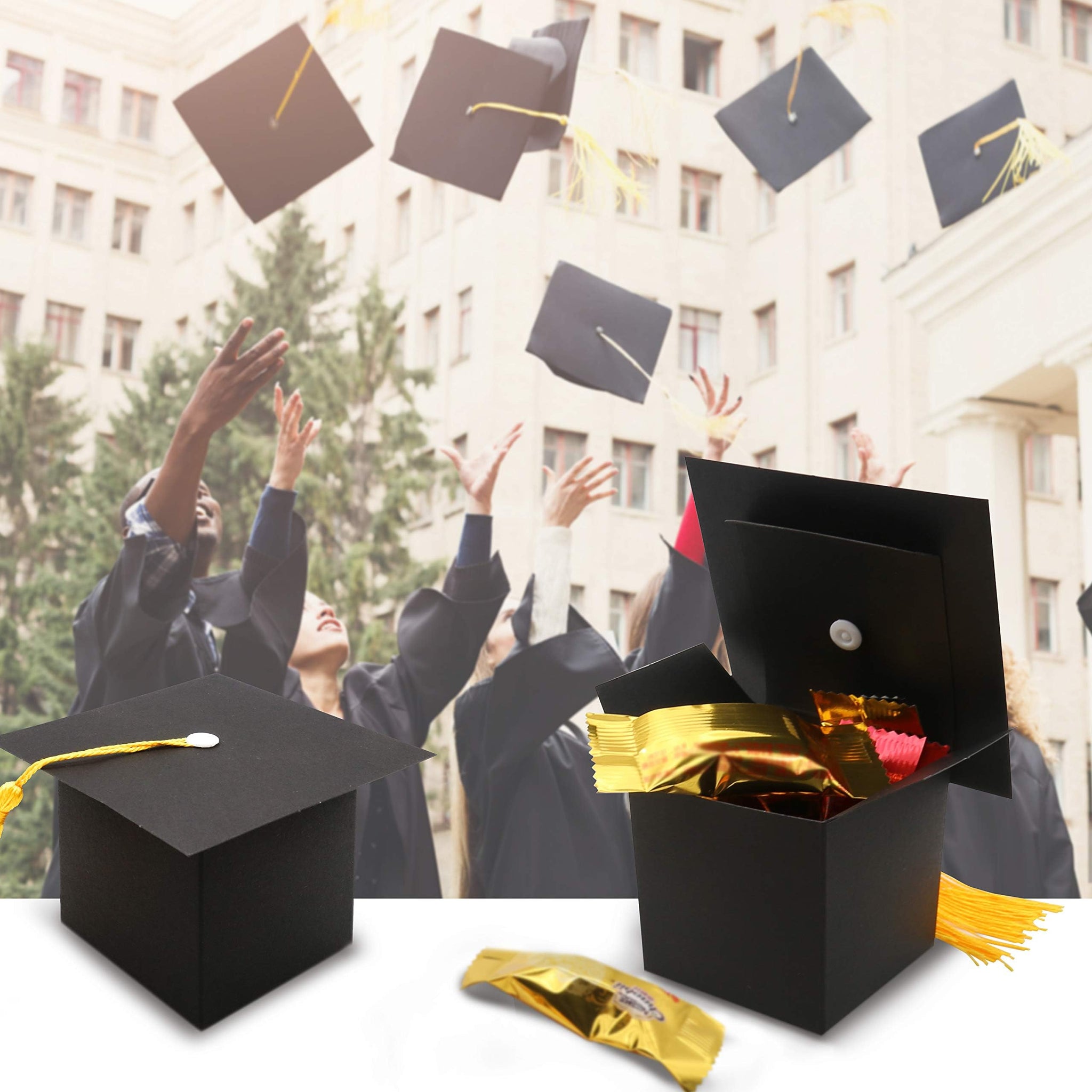 INKNOTE 32 Pcs Graduation cap gift box Graduation party favors mini cap candy boxes Class of 2026 Grad hat favor boxes for Graduation party decoration