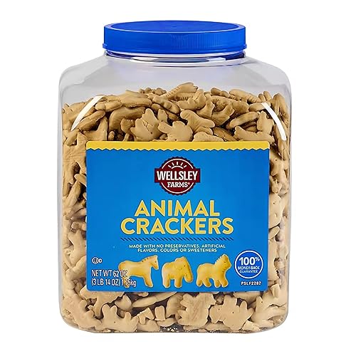 Wellsley Farms Animal Crackers 62oz. Resealable Tub.