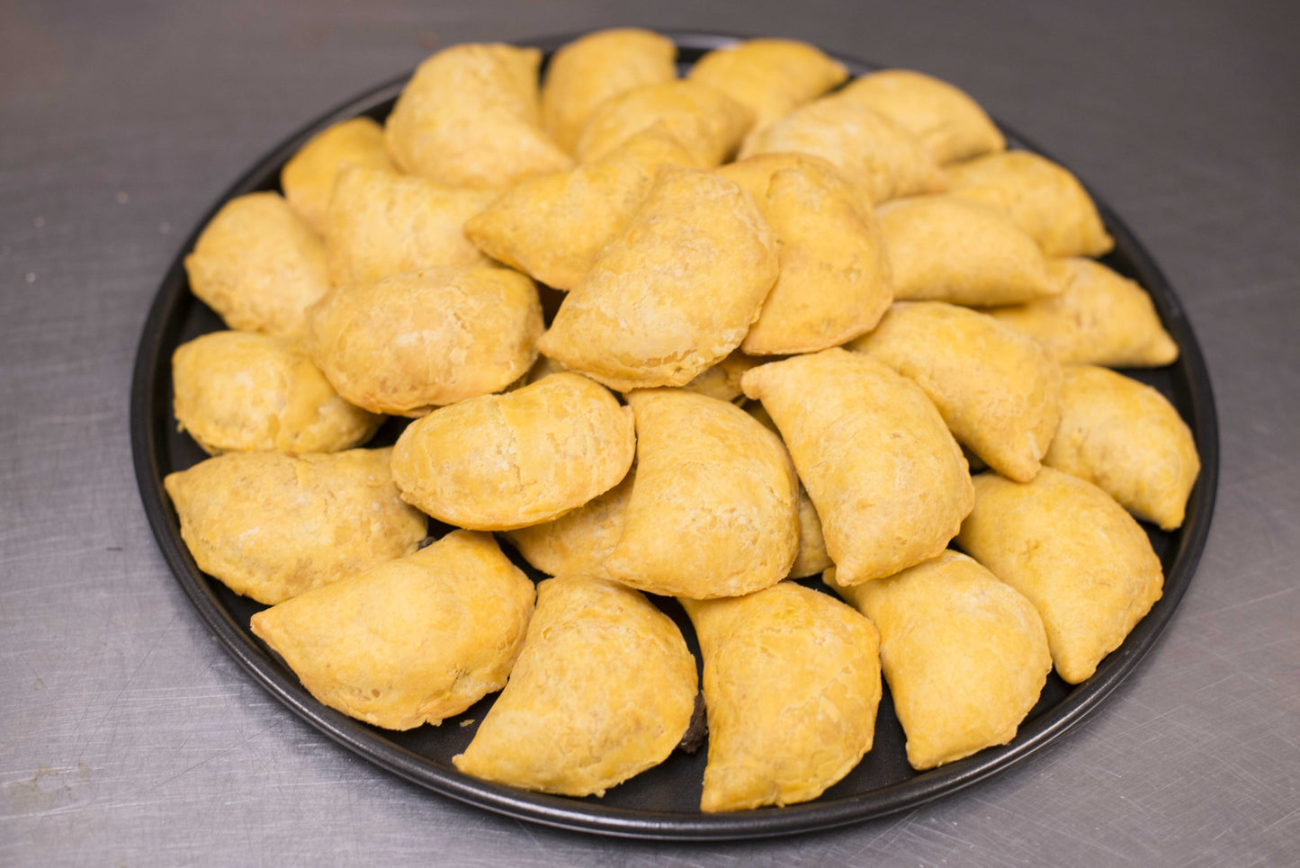 Jamaican Style Cocktail Patties, Unbaked (Beef, 1 case of 200 Count)
