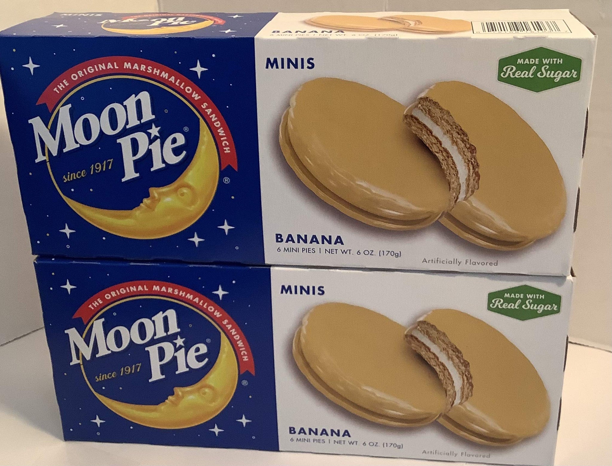 Moon Pie Minis Banana Marshmallow Sandwich . 2 pack. (2 Boxes Of 6 Pies Each) . Total 12 Minis Pies