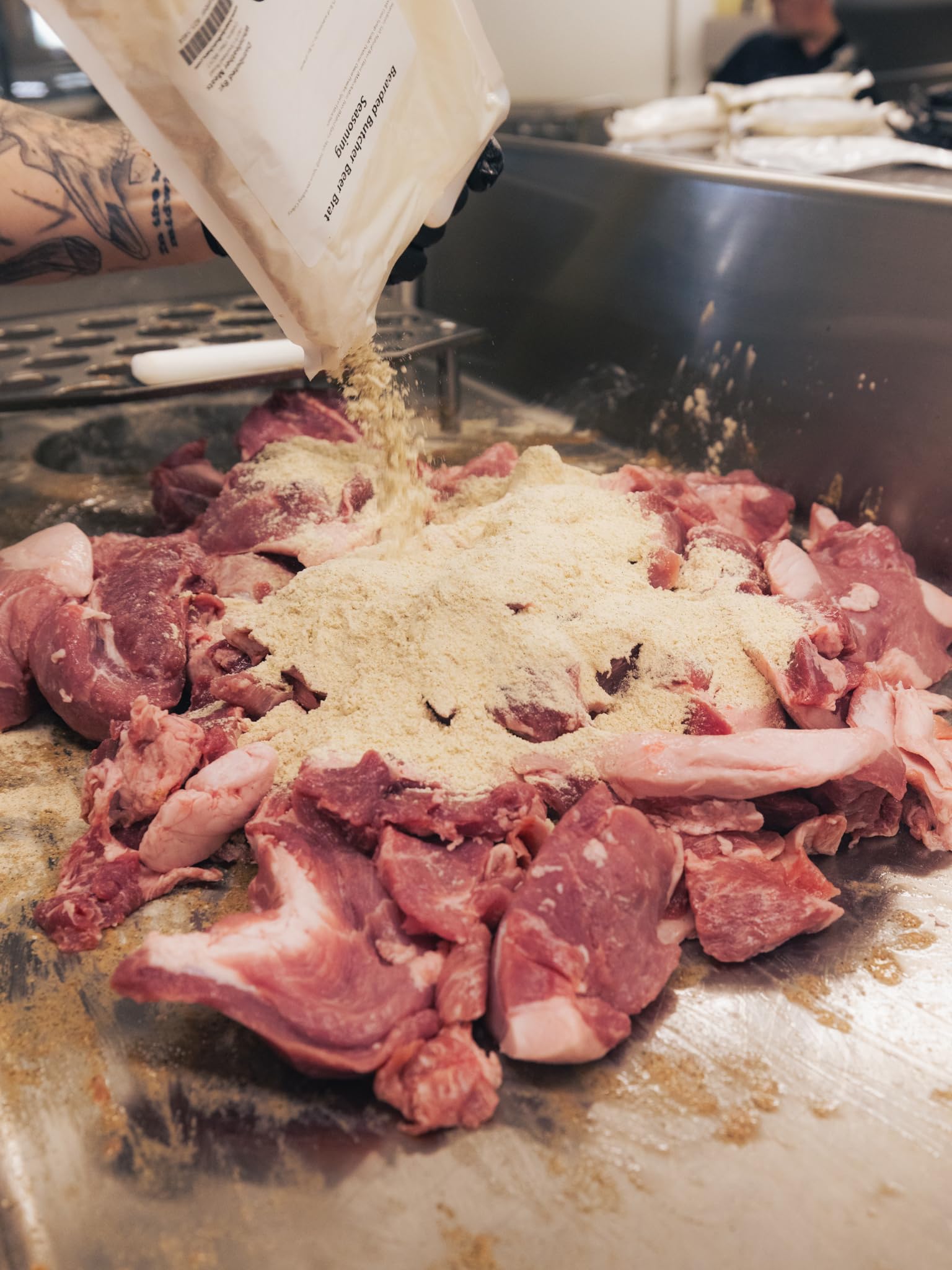Bearded Butchers Beer Bratwurst Seasoning, 15oz - For Up to 25 lbs of Meat - Made with Real Beer Flavor - No MSG - Perfect for Bratwurst, Sausages