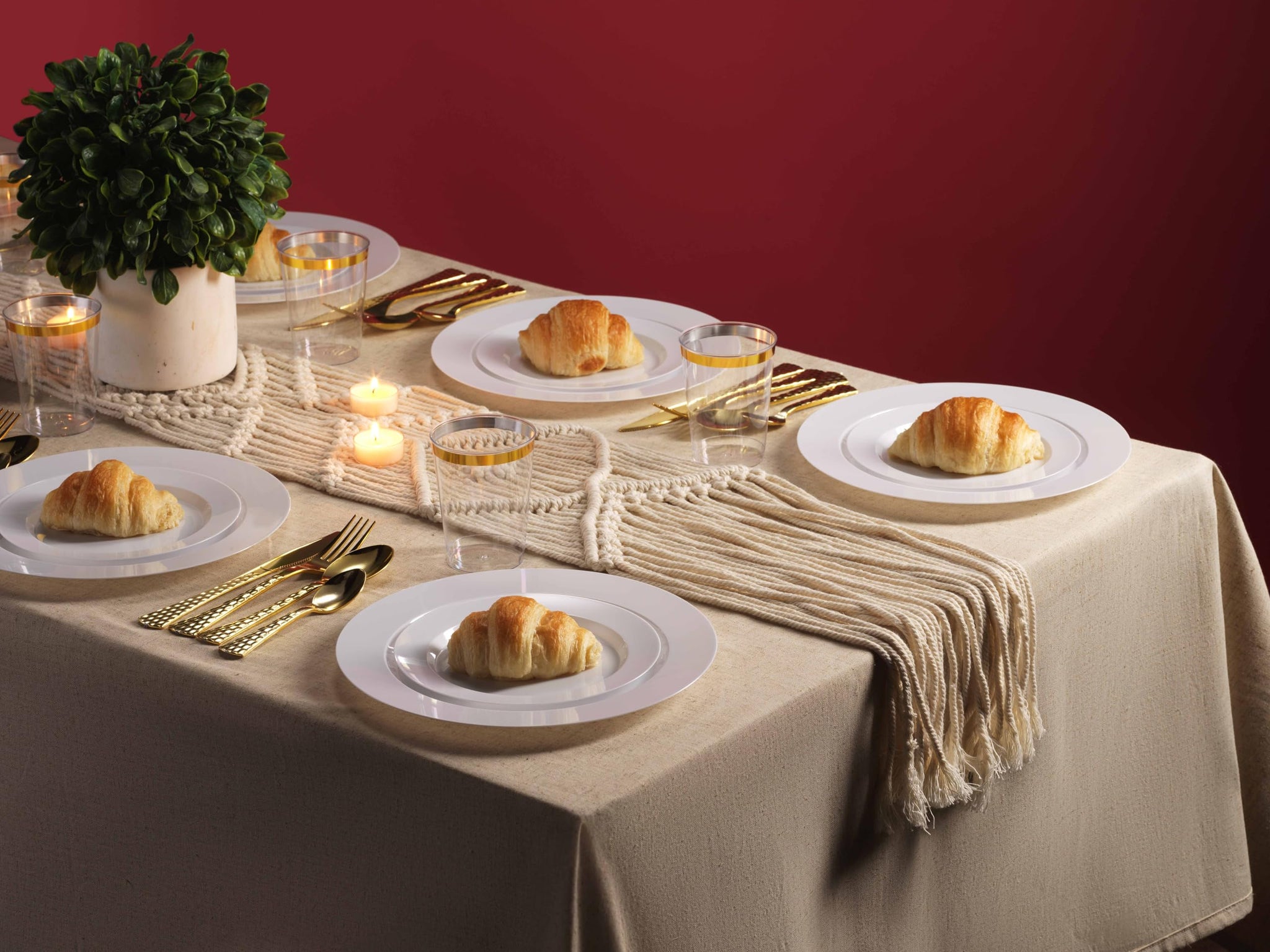 Munfix 100 White Plastic Plates Set, 50 Pcs 10 Inch Plastic Dinner Plates and 50 Pcs 7 Inch Plastic Dessert Plates, Elegant Fancy Heavy Duty