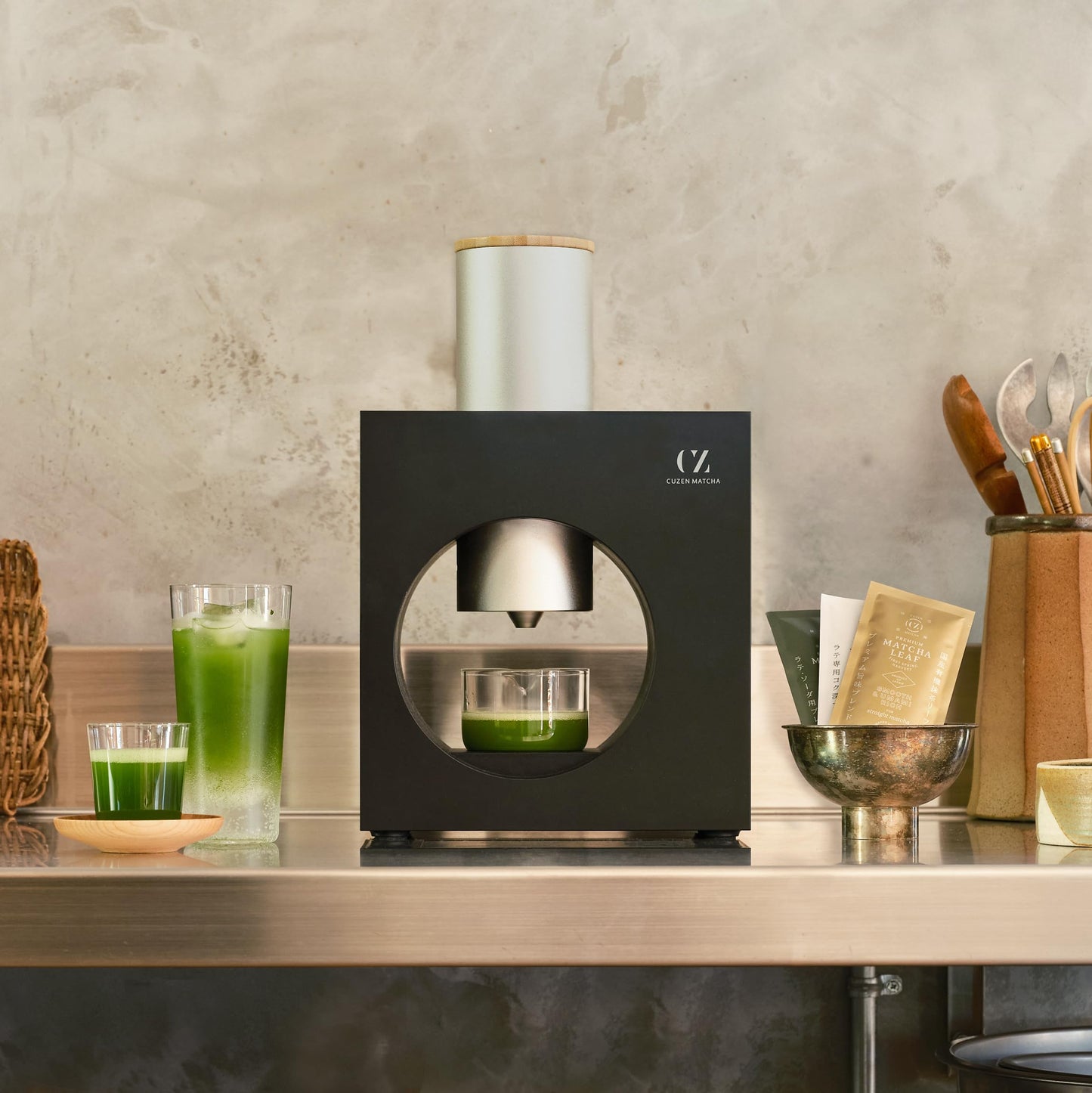 Matcha Maker Starter Kit/Sumi Black - an innovative at-home Matcha Machine that produces freshly ground matcha from organic Japanese tea leaves