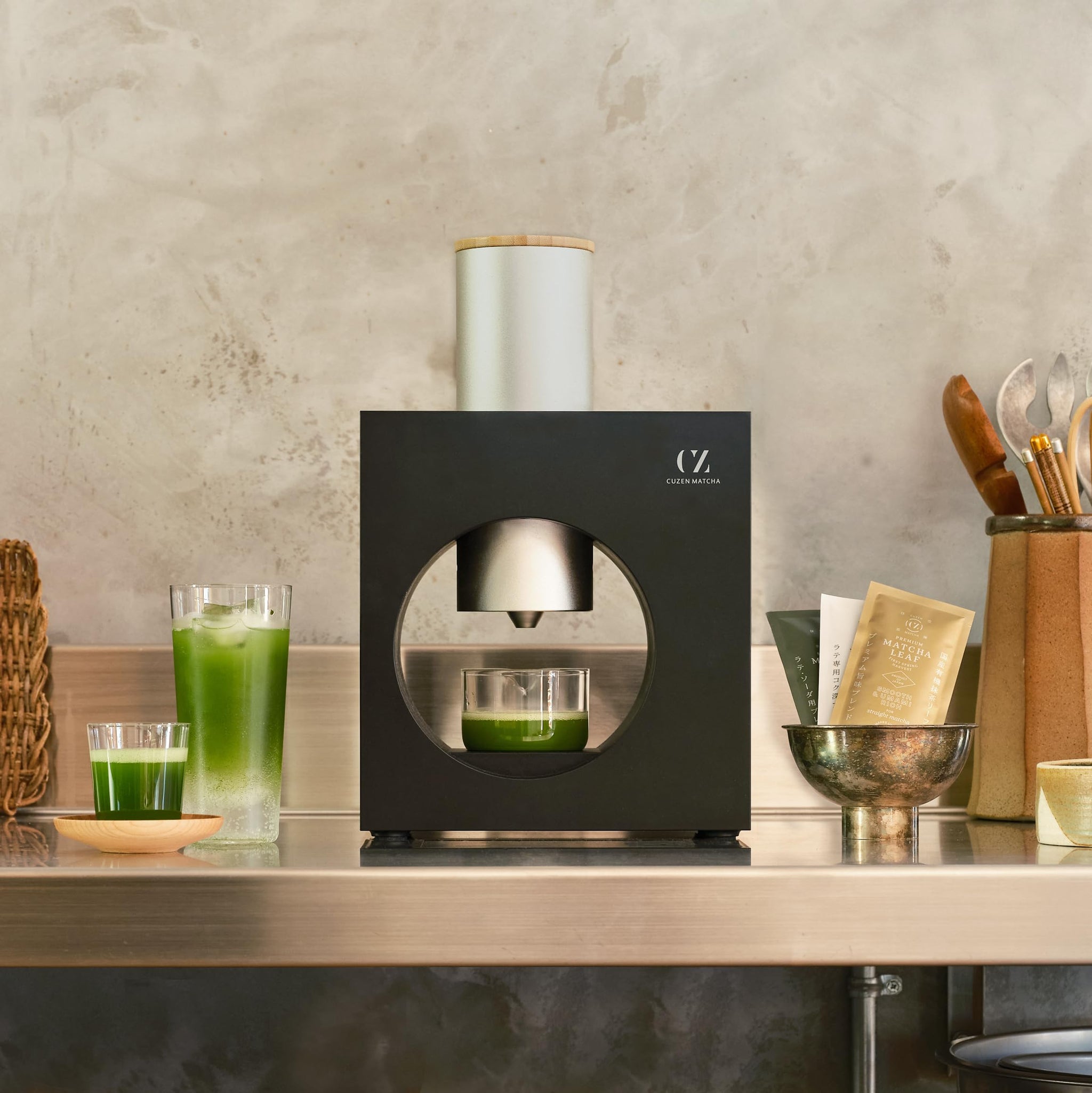 Matcha Maker Starter Kit/Sumi Black - an innovative at-home Matcha Machine that produces freshly ground matcha from organic Japanese tea leaves