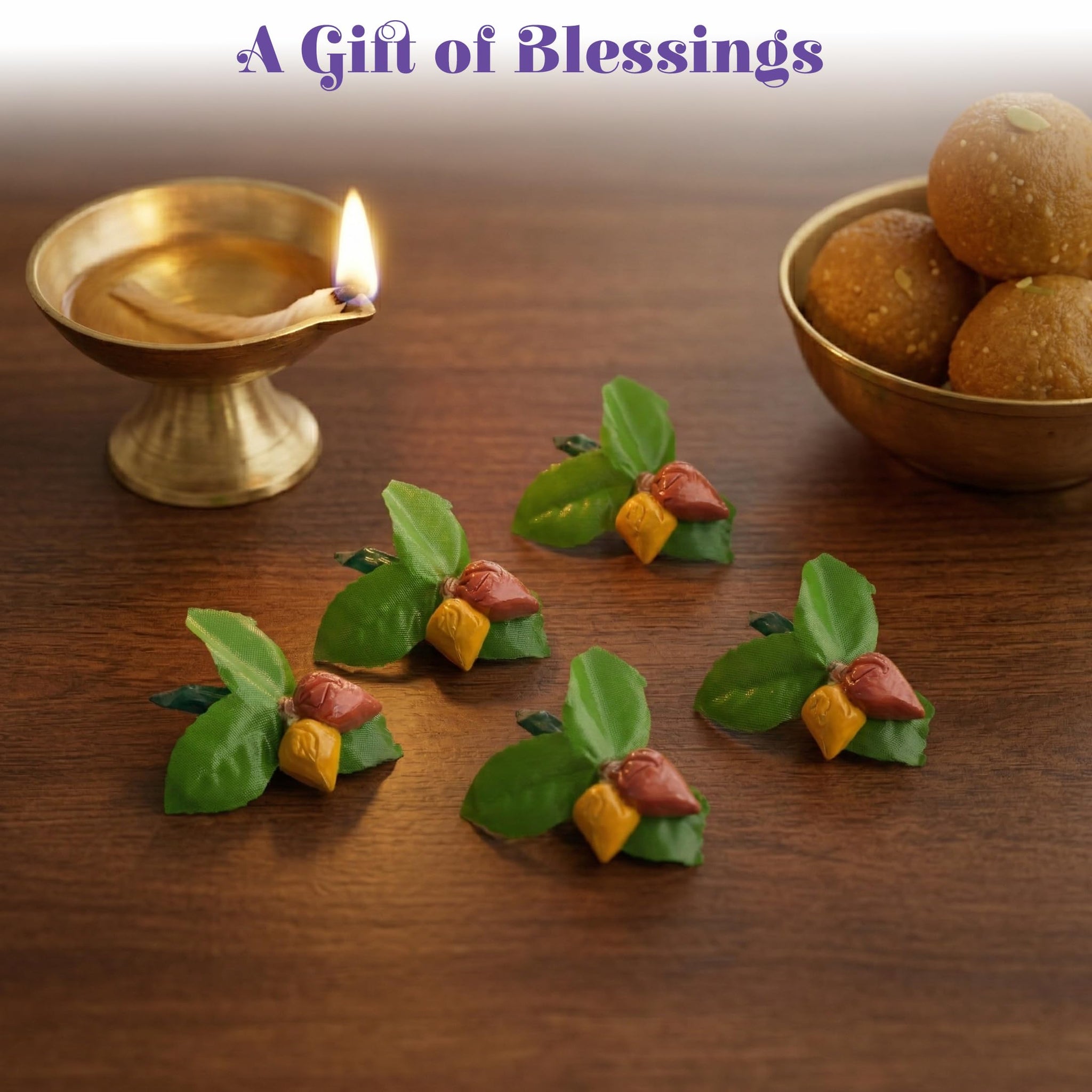 LoveNspire Strawberry Style Mini Haldi Kumkum Packets for Pooja Thali - Decorative Sindoor & Turmeric Powder Combo for Wedding & Housewarming Favors