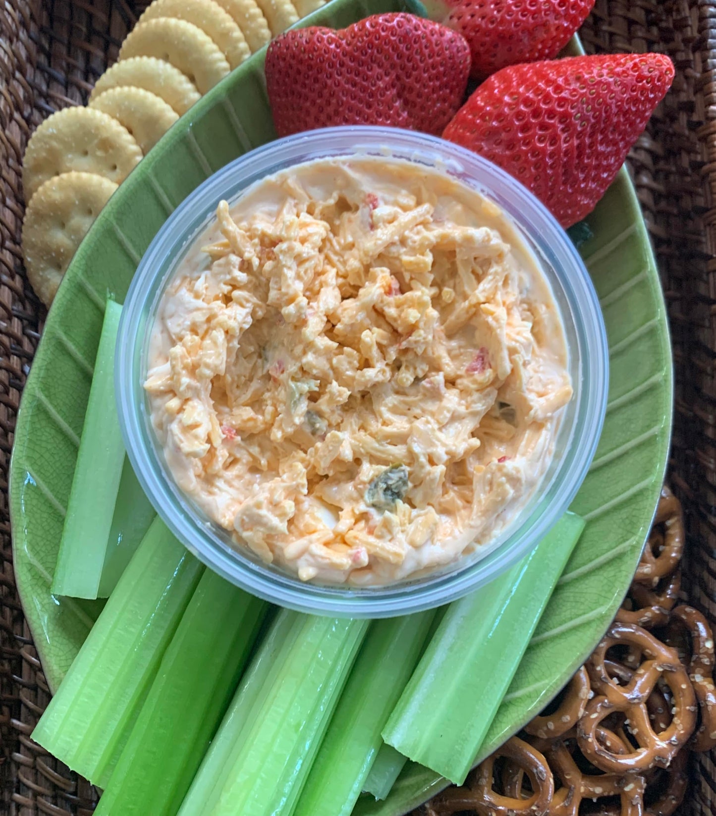 PALMETTO CHEESE Jalapeno Pimento Cheese Spread - Homestyle Spreadable Cheddar Cheese for Holiday Sides and Appetizers, Burgers, Crackers - Gluten