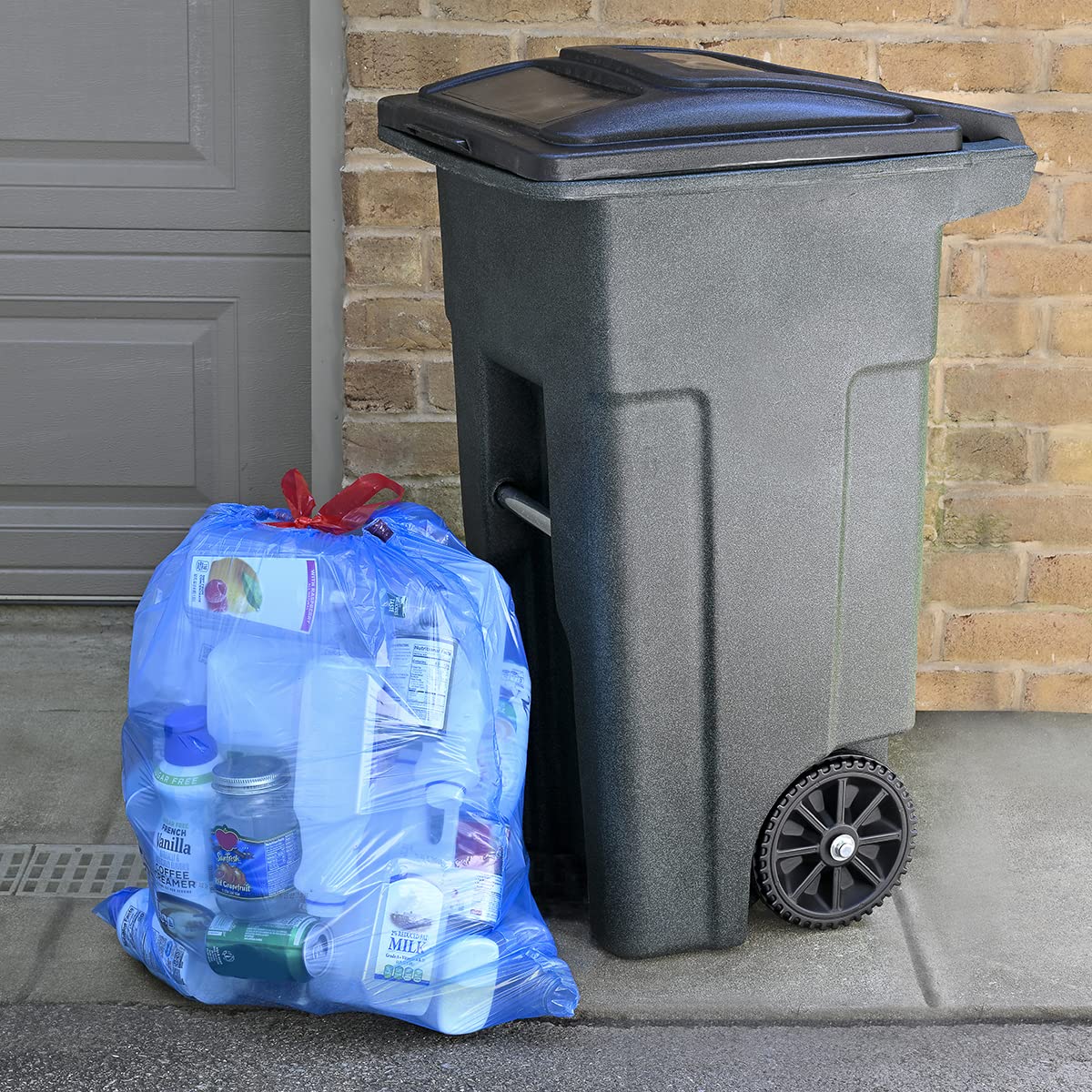 Amazon Basics Blue Recycling Drawstring Trash Bags, Tall Kitchen, Unscented, 13 Gallon, 60 Count