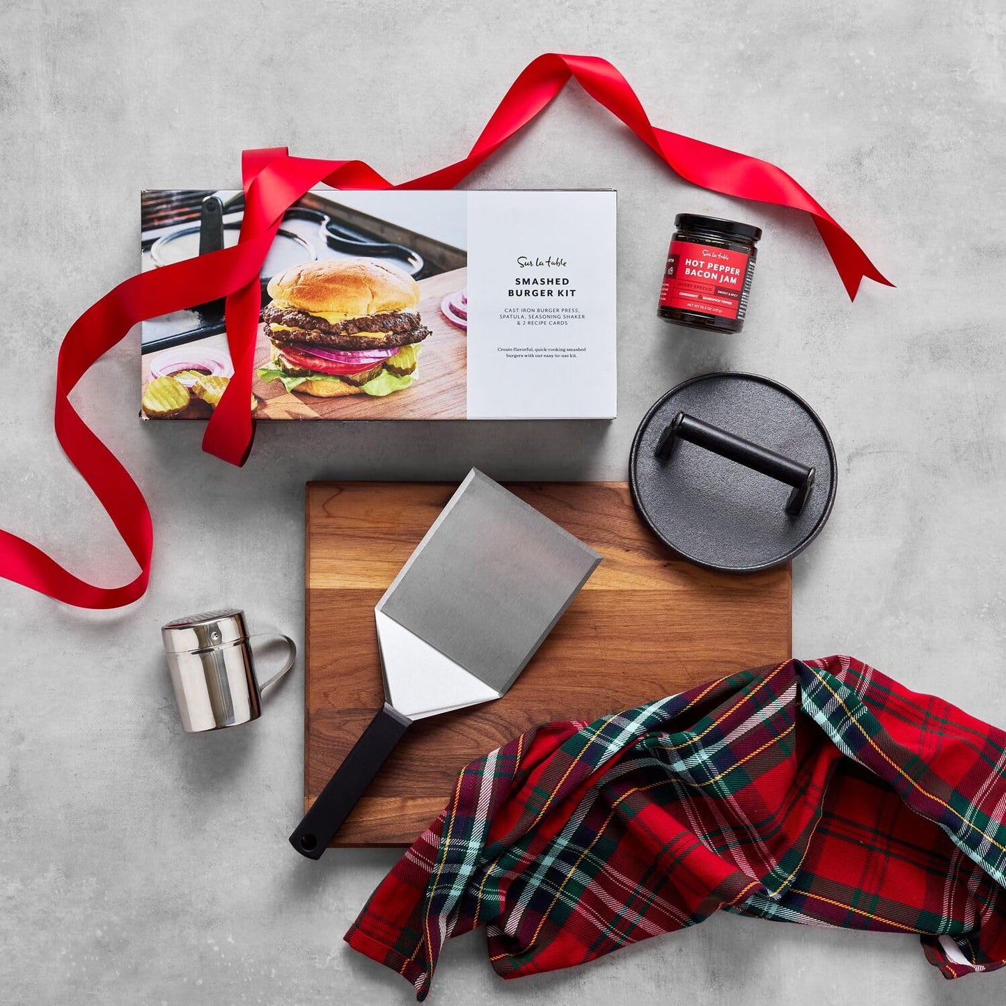 Sur La Table Smash Burger Kit - Heavy Cast Iron Press for Crispy Crust Patties, Oversized Beveled Spatula, Spice Shaker, 2 Recipe Cards - Premium