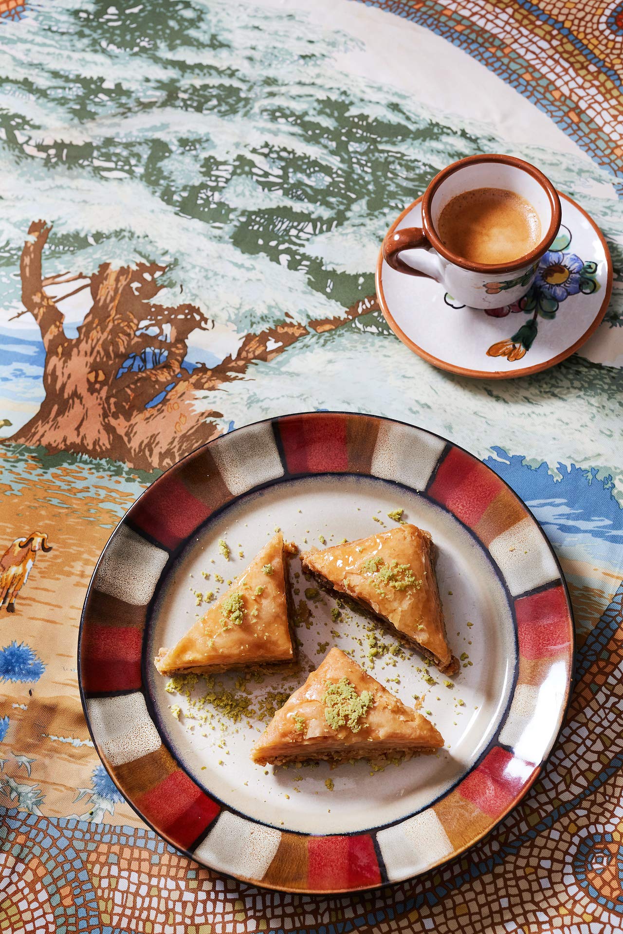 Cedar Pastries 16-Piece Traditional Triangle Baklava - Cashew, Almond & Walnut Assortment | Handmade Mediterranean Dessert | Kosher & Halal