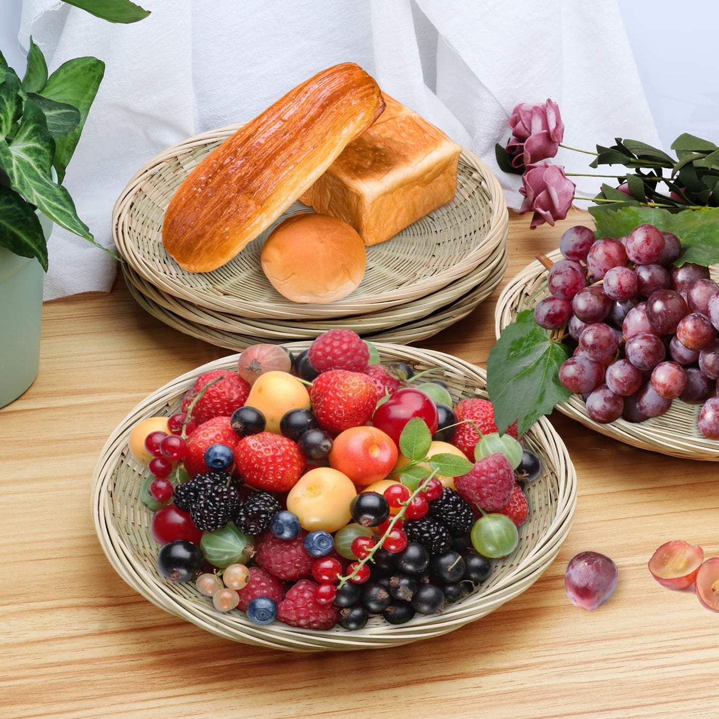 GNIEMCKIN 5 PCS 9.8 inch Bamboo Paper Plate Holder, Hand Weave wicker plate holders for Parties, Picnic, and Barbecue, Reusable.