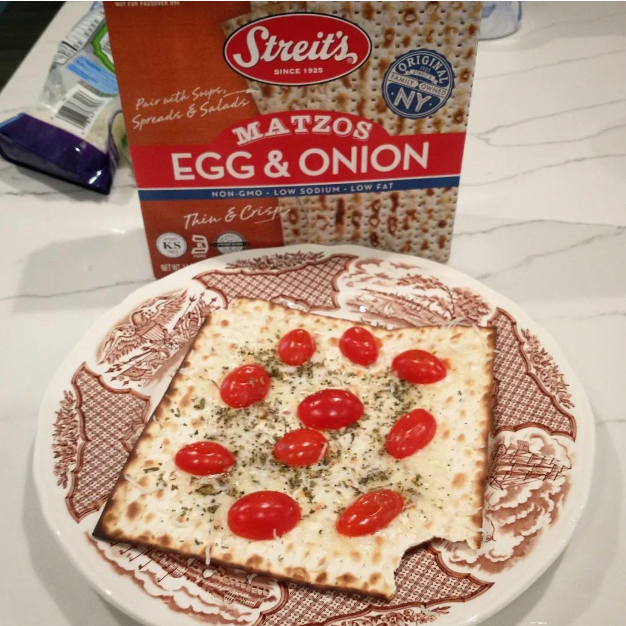 Streit's Egg & Onion Matzo - Thin & Crispy, Low Sodium, Low Fat, Family Owned, Kosher Certified, Pair with Soups, Spreads & Salads (11oz, Pack of 3)