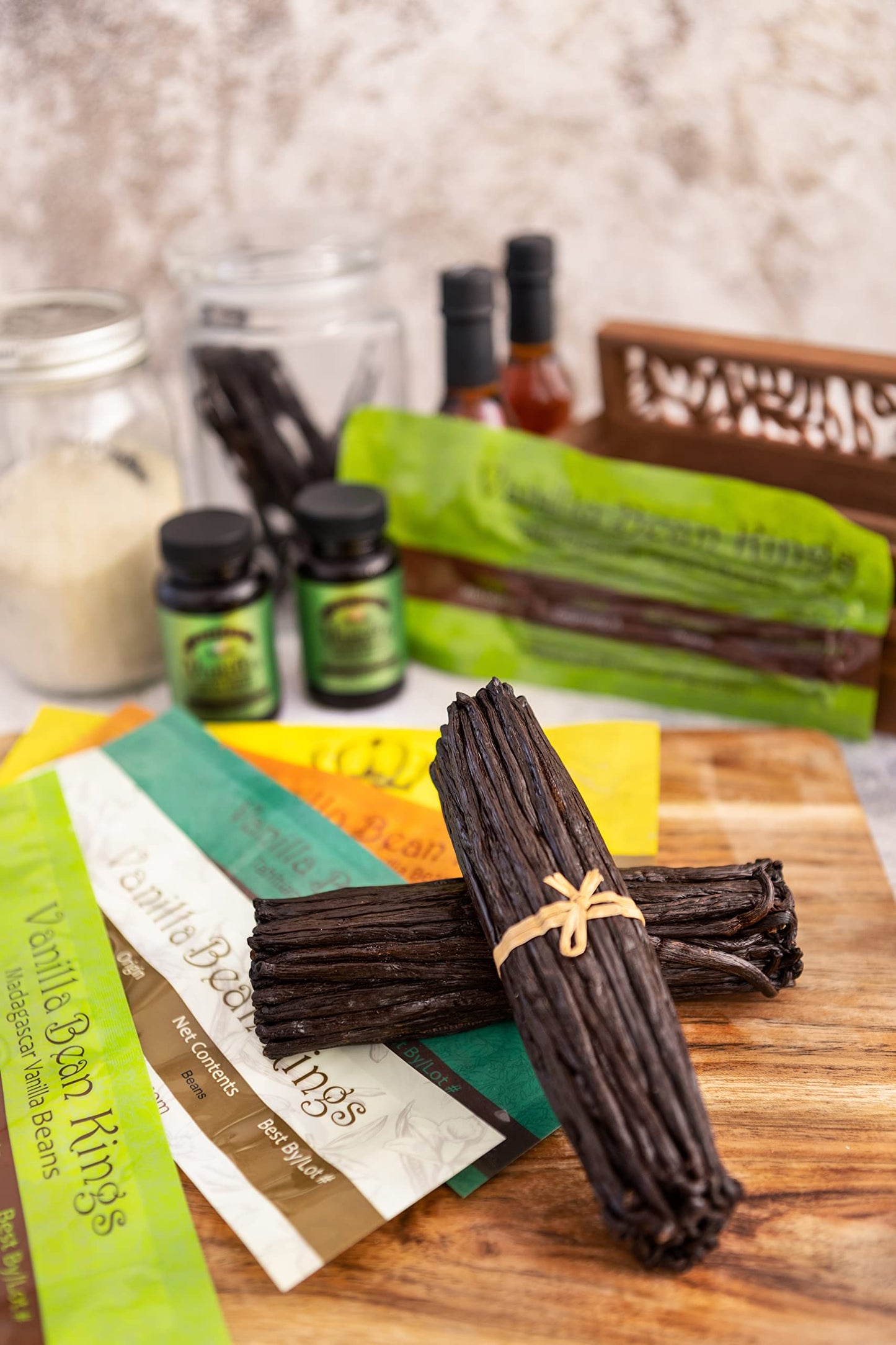Vanilla Bean Paste for Baking and Cooking - Gourmet Madagascar Bourbon Blend made with Real Vanilla Seeds - 32 Ounces