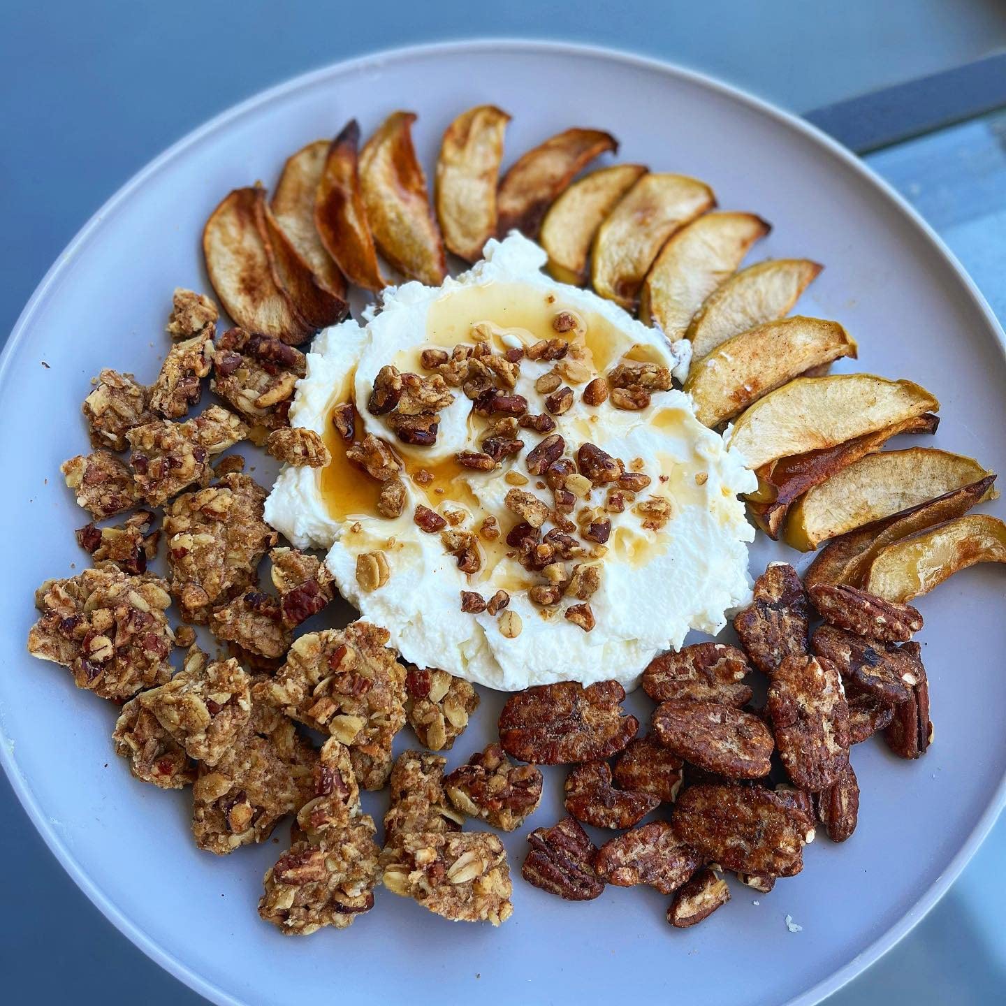 Granolachik Artisanal Granola Bark, Vegan, No Refined Sugars Maple Syrup Sweetened, 10oz (Chocolate Peanut Butter Crunch, 1 Pack)