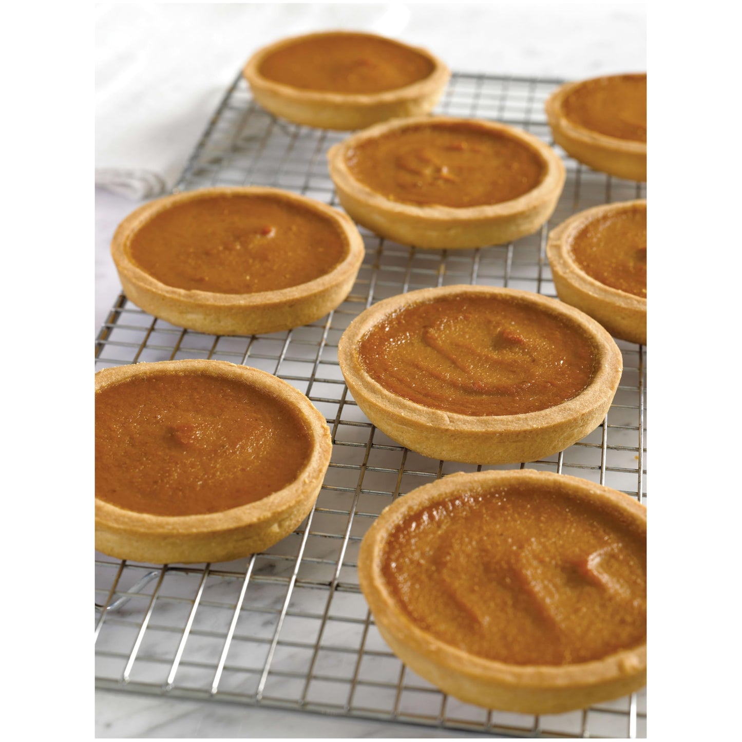 Libby's 100% Pure Pumpkin, Thanksgiving and Holiday Desserts, Pumpkin Pie Filling, Bulk, 6 lb 10 oz Can