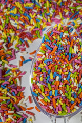 100% NATURAL RAINBOW SPRINKLES - NATURAL COLOR, DAIRY FREE, NUT FREE, GLUTEN FREE, SOY FREE, VEGAN, EGG FREE AND KOSHER,1.5 LBS. CUPCAKE AND CAKE