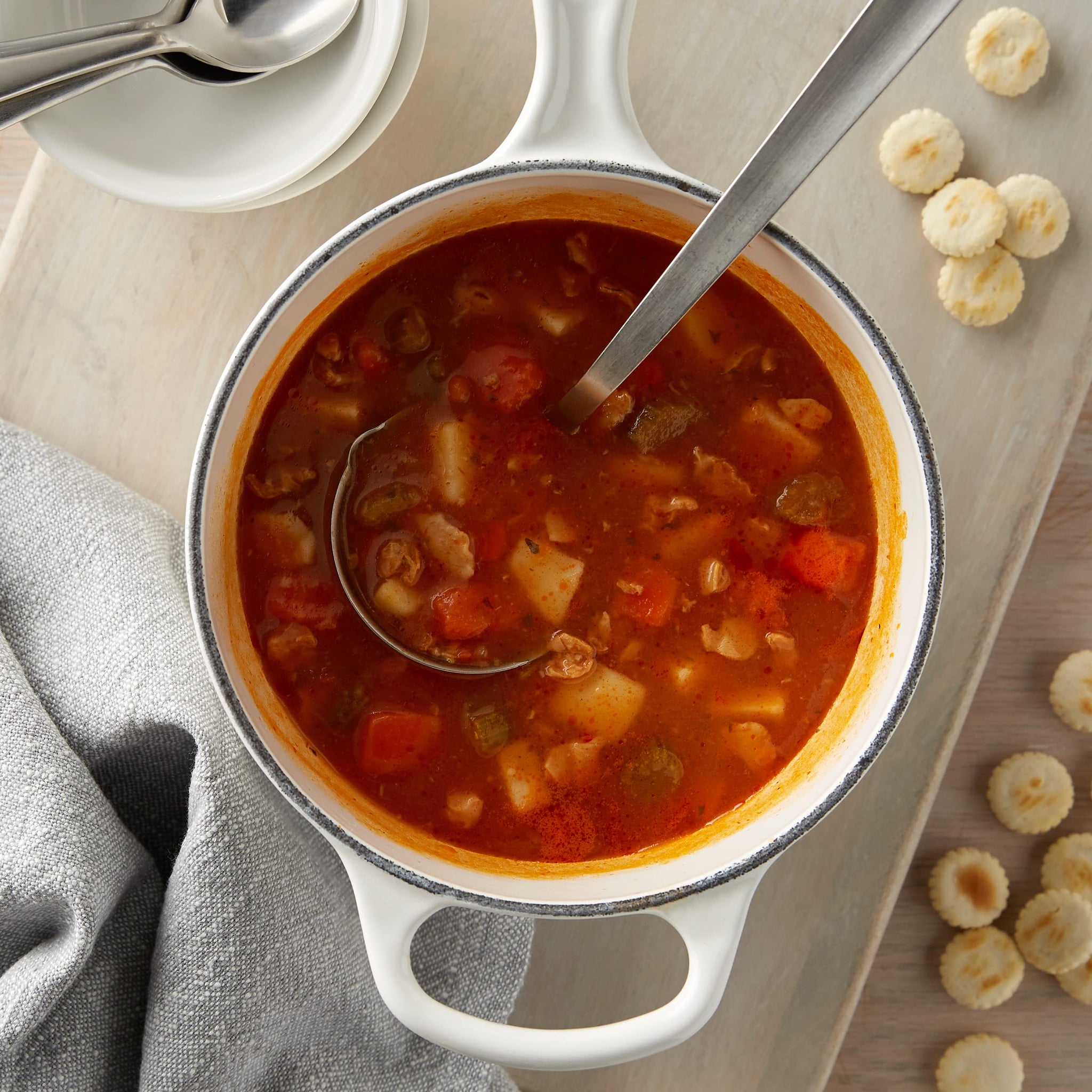 Progresso Traditional, Manhattan Clam Chowder Canned Soup, Gluten Free, 19 oz.