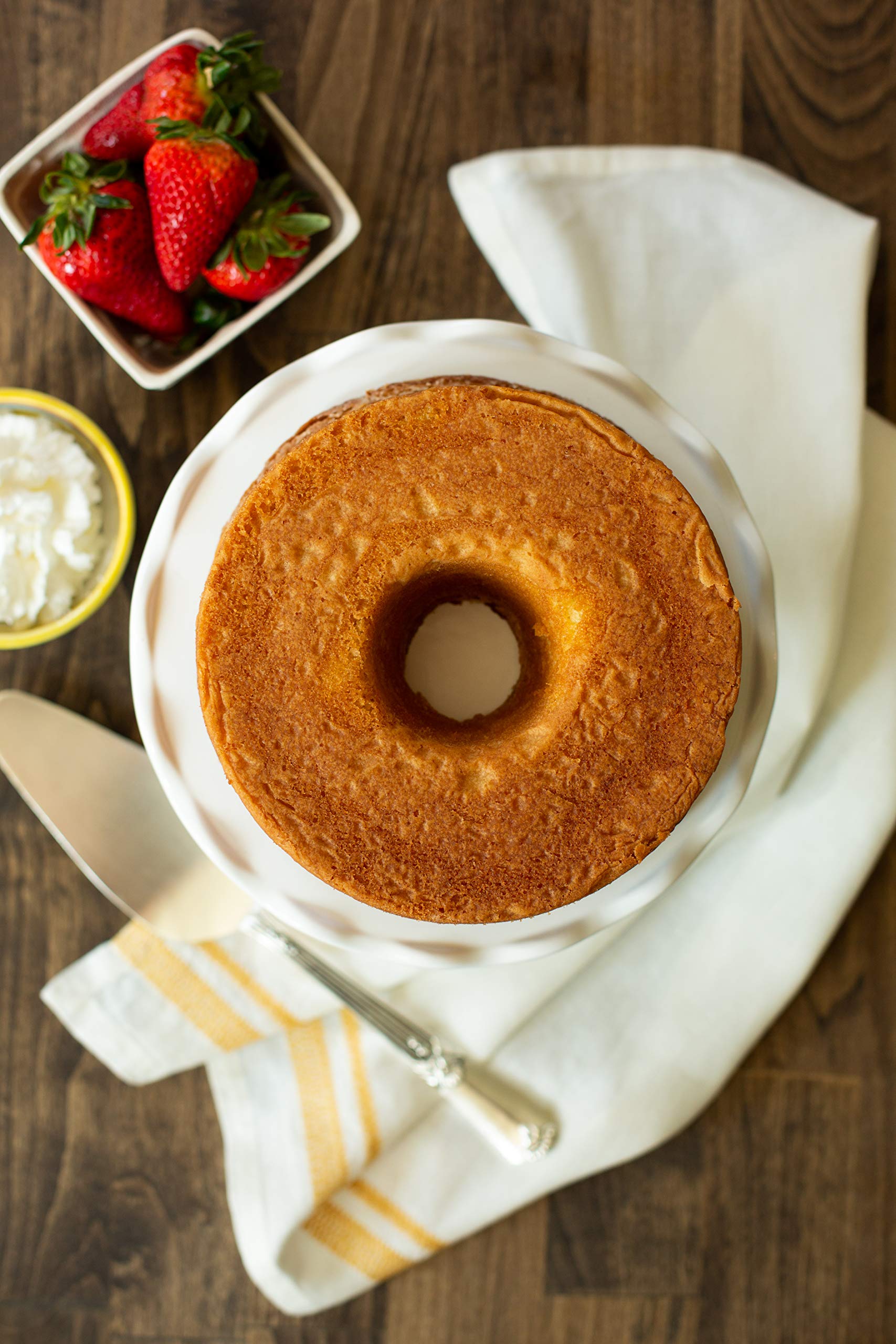 Old School Brand™ Classic Pound Cake Mix, 16 Ounces | Old-Fashioned Homestyle Baking Mix | Just Add Butter, Eggs, & Milk | Makes a Moist & Flavorful 16 oz. Pound Cake