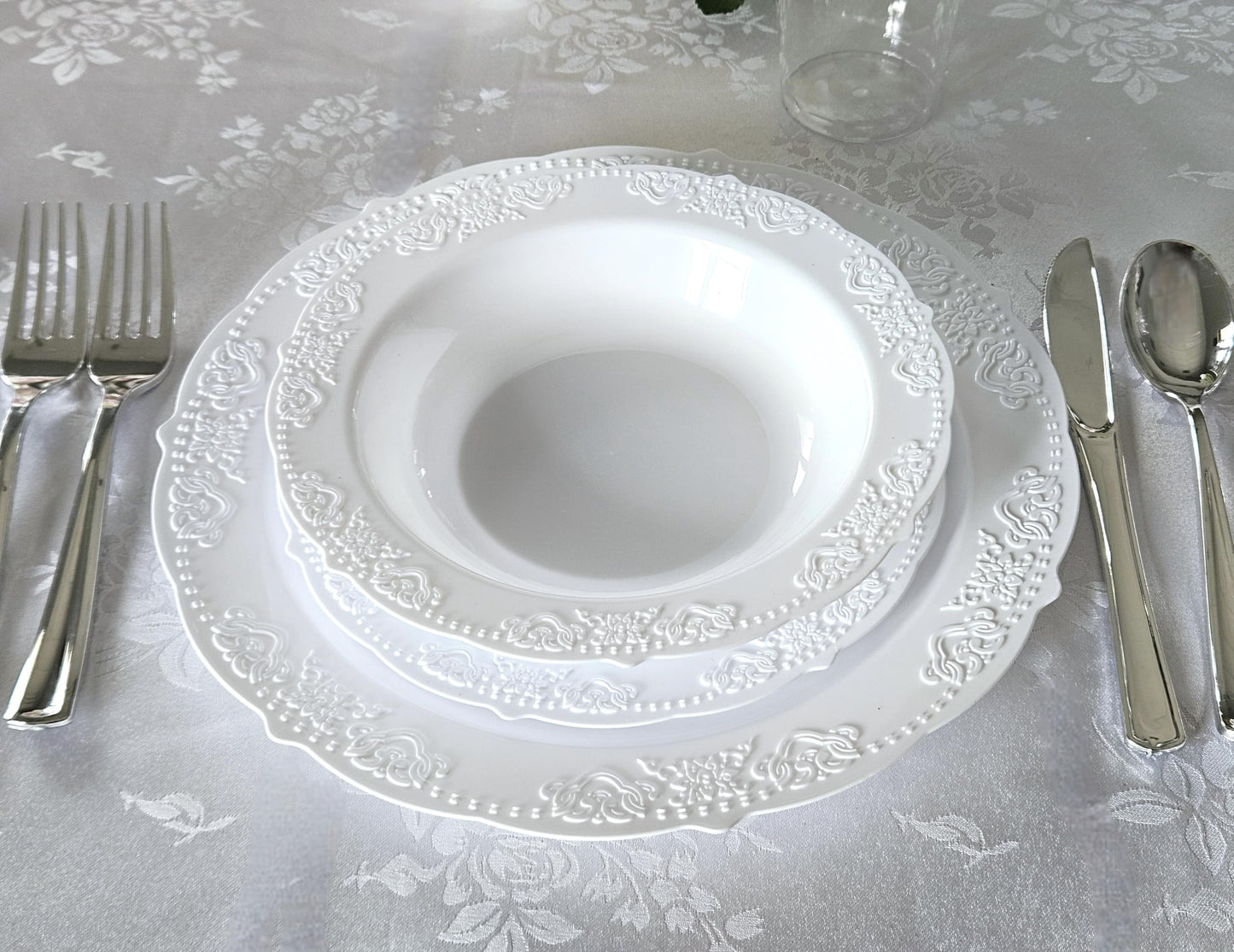 " OCCASIONS " 40 Plates Pack, Vintage Party Disposable Wedding Party Plastic Plates (7.5'' Appetizer/Dessert Plate, Portofino in White)