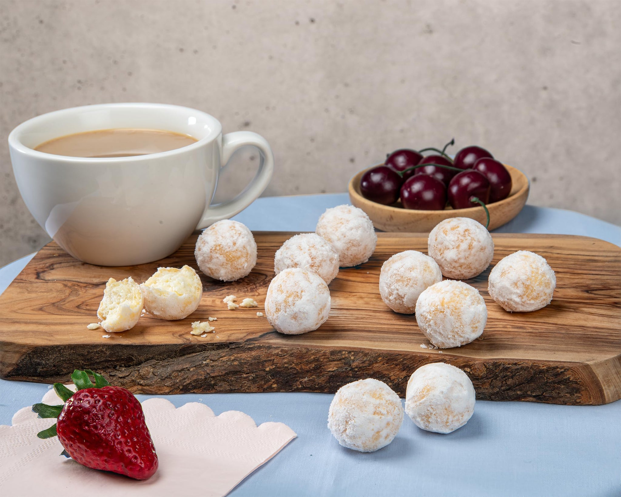Katz Gluten Free Powdered Donut Holes. Kid?Friendly School Snack, Free of Soy, Sesame, Dairy, and Nuts. Kosher snack, 6oz (1pk)