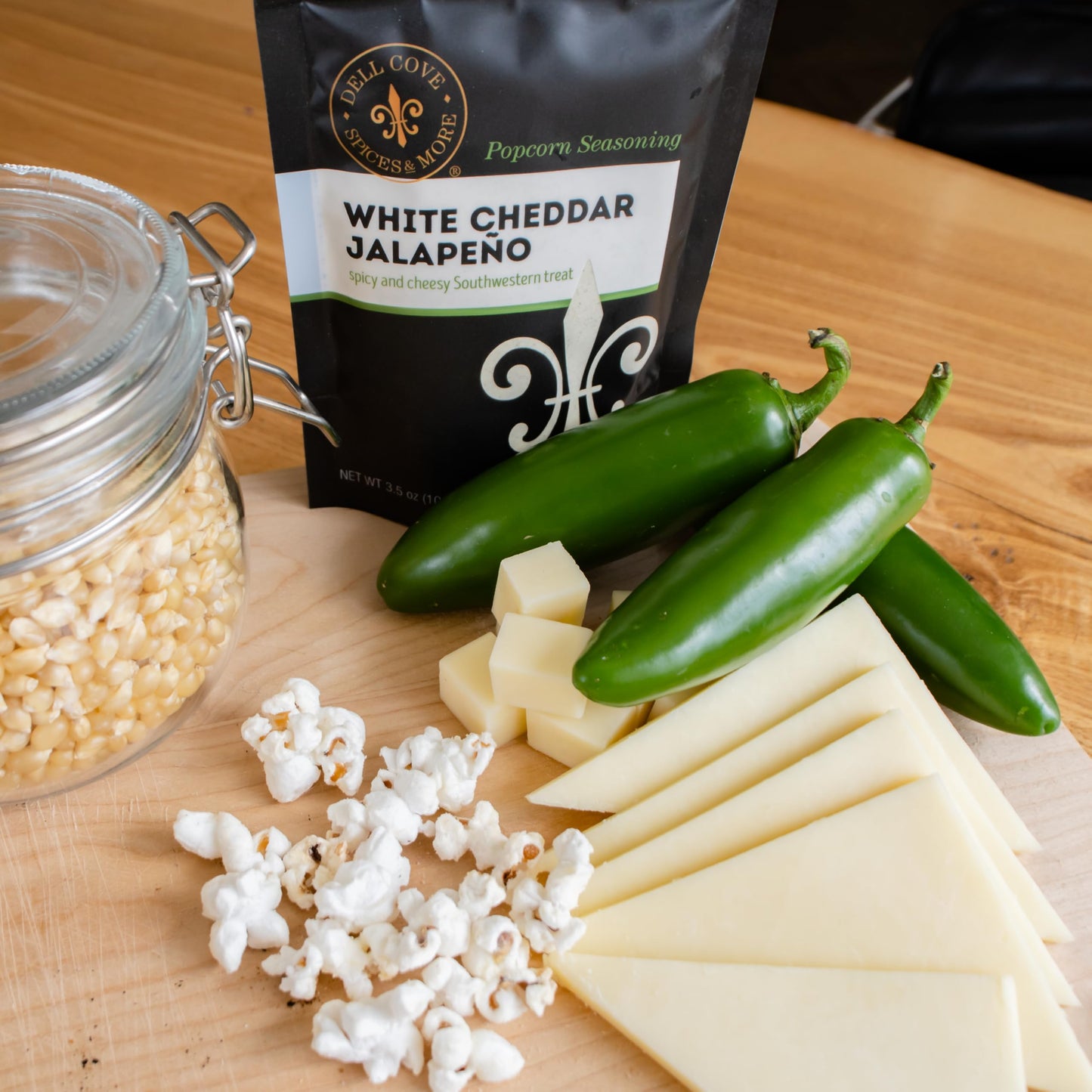Jalapeno Cheddar Popcorn Seasoning | Spicy Low-Sodium Cheesy Popcorn Topping | Dell Cove Spices, 1 pound+ Bundle of Five