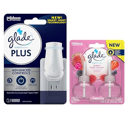 Glade PlugIn Plus Air Freshener Starter Kit, Scented Oil for Home and Bathroom, 1 Warmer + Refills (Warmer & 2 Berry Splash Plugins)