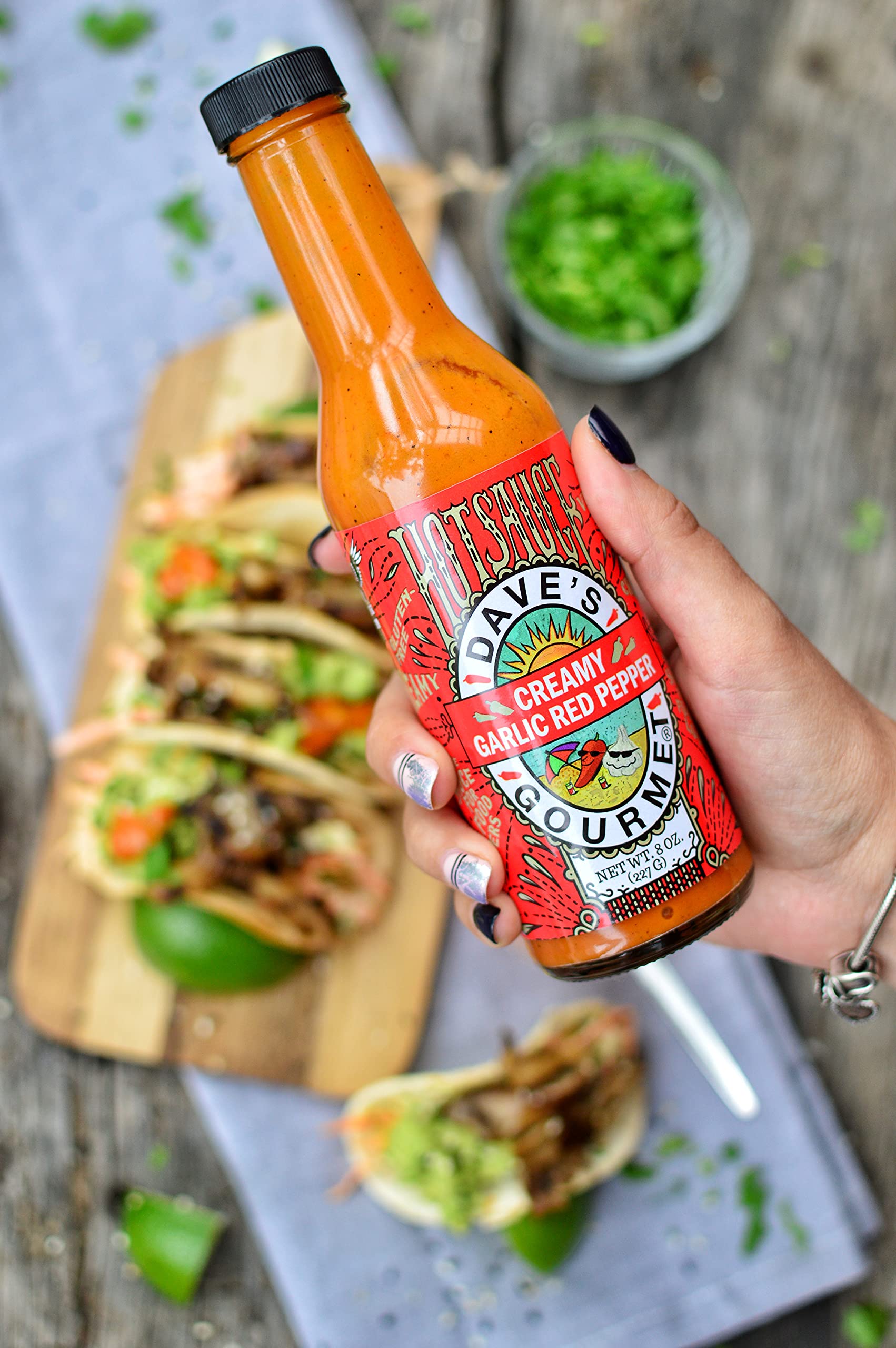 Dave's Gourmet Creamy Garlic Red Pepper Sauce-Medium Heat For Salads, Dips,Dressings-1 Bottle