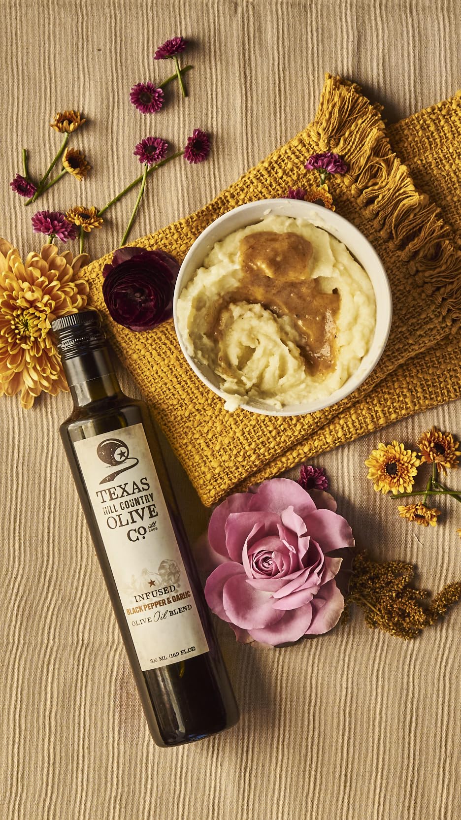 Black Pepper Garlic Infused Olive Oil - Cold Pressed Gourmet EVOO Olive Oil - Great for Dressing Dipping Marinade - No Artificial Flavors or Added