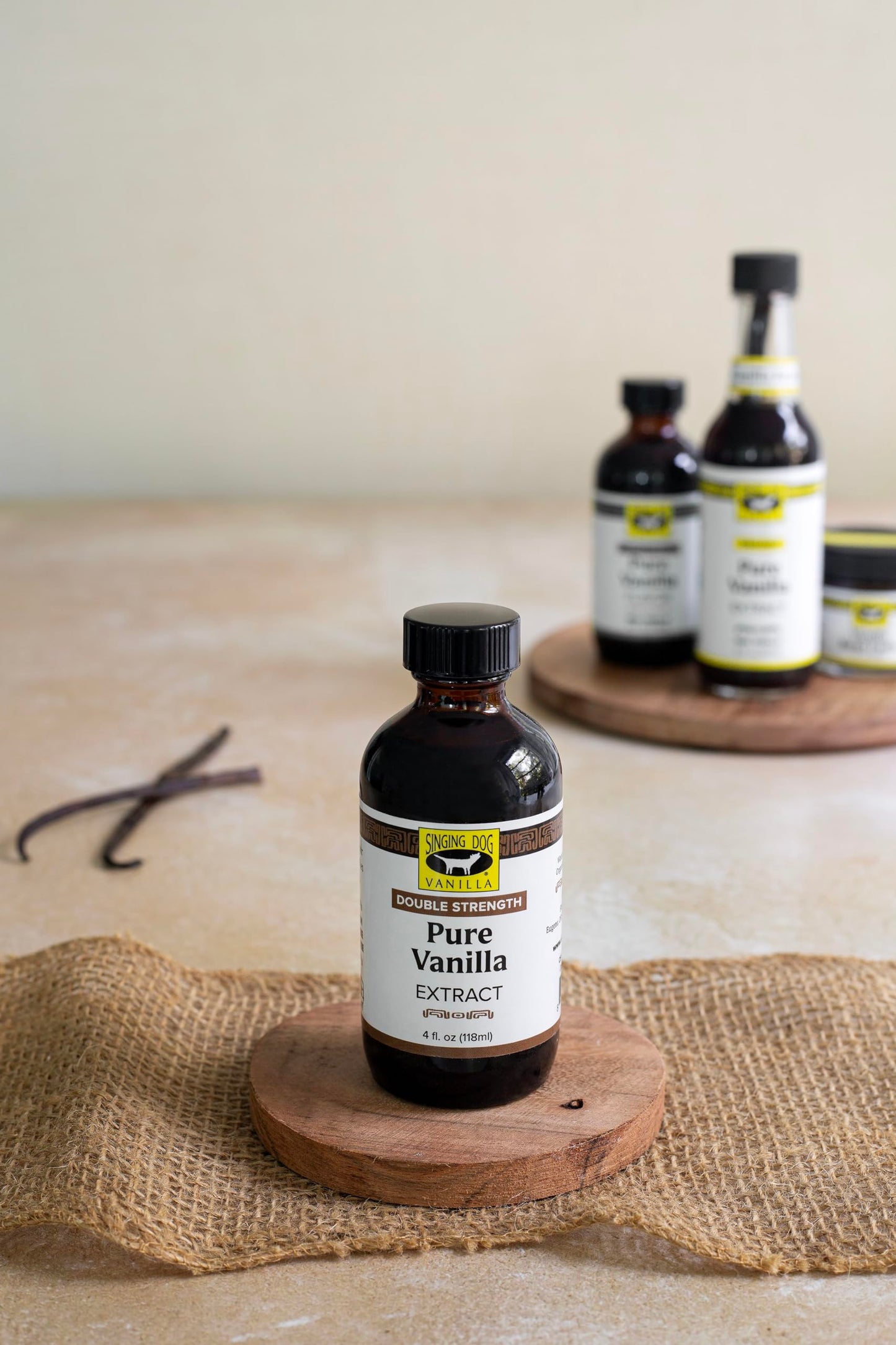 Singing Dog Vanilla Organic Double Strength Pure Vanilla Extract, 4 oz - 2x Vanilla Beans, USDA Organic - Ice Cream, Baking - Non-GMO, Allergen-Free