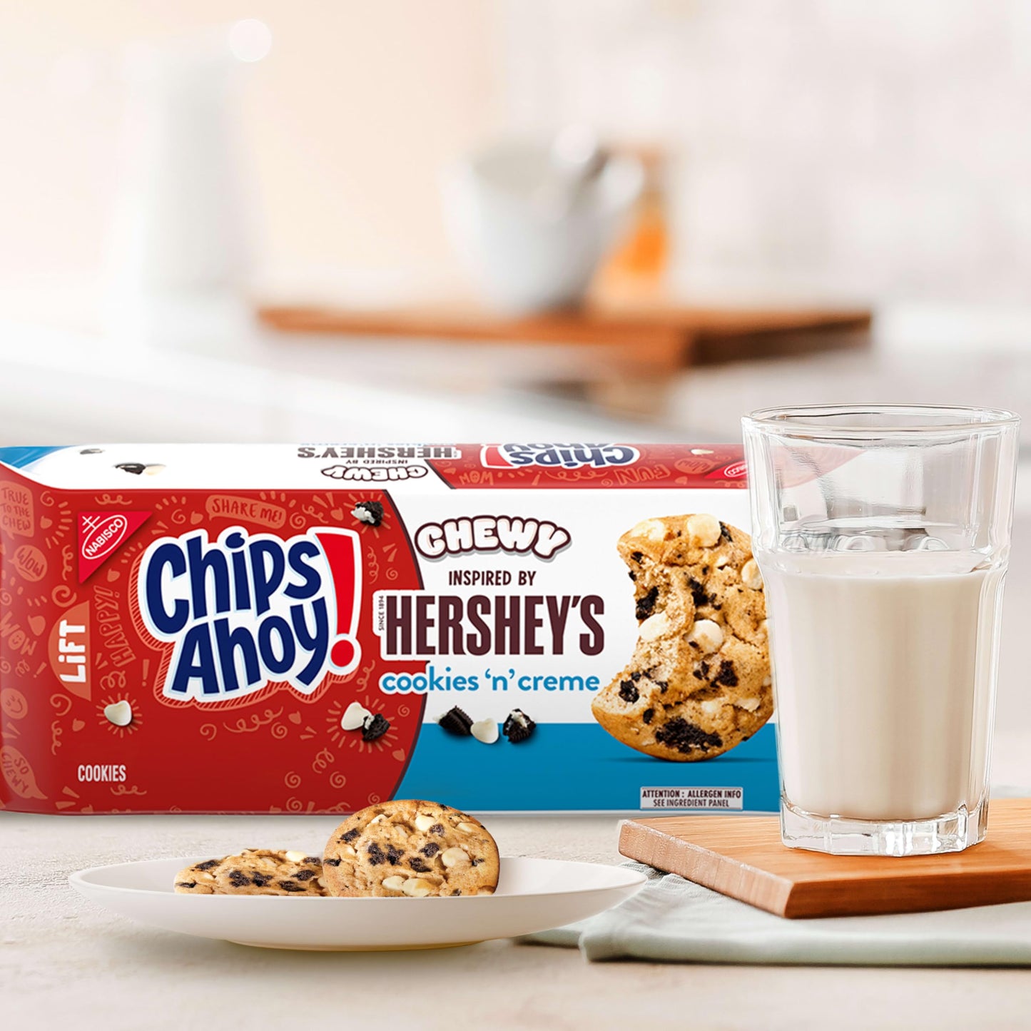 CHIPS AHOY! Chewy Hershey's Cookies 'n' Creme Bar-Inspired Cookies, 9.58 oz