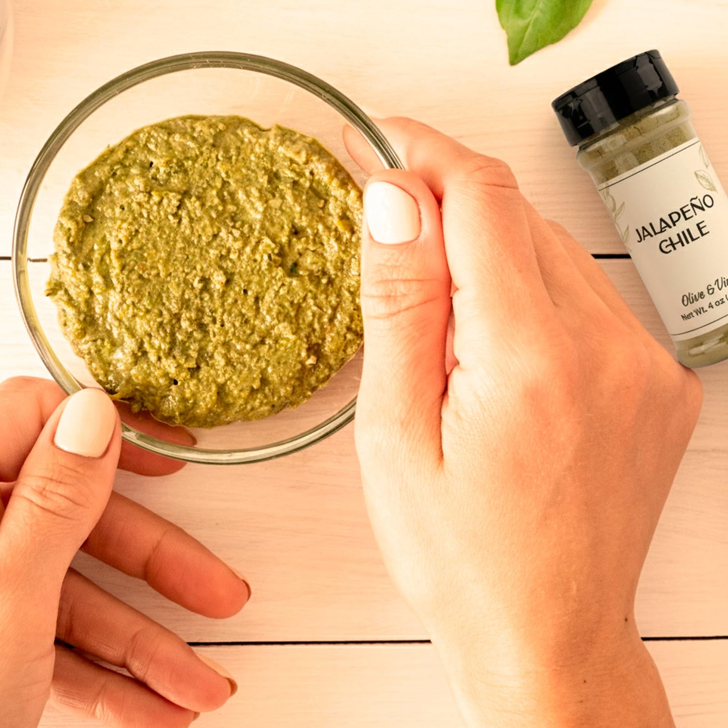 Olive & Vine Jalapeno Chile Powder, Spicy Flavor, For Tacos & Salsas, Rich Tradition, Authentic Taste, For Global Recipes (4 Ounce)