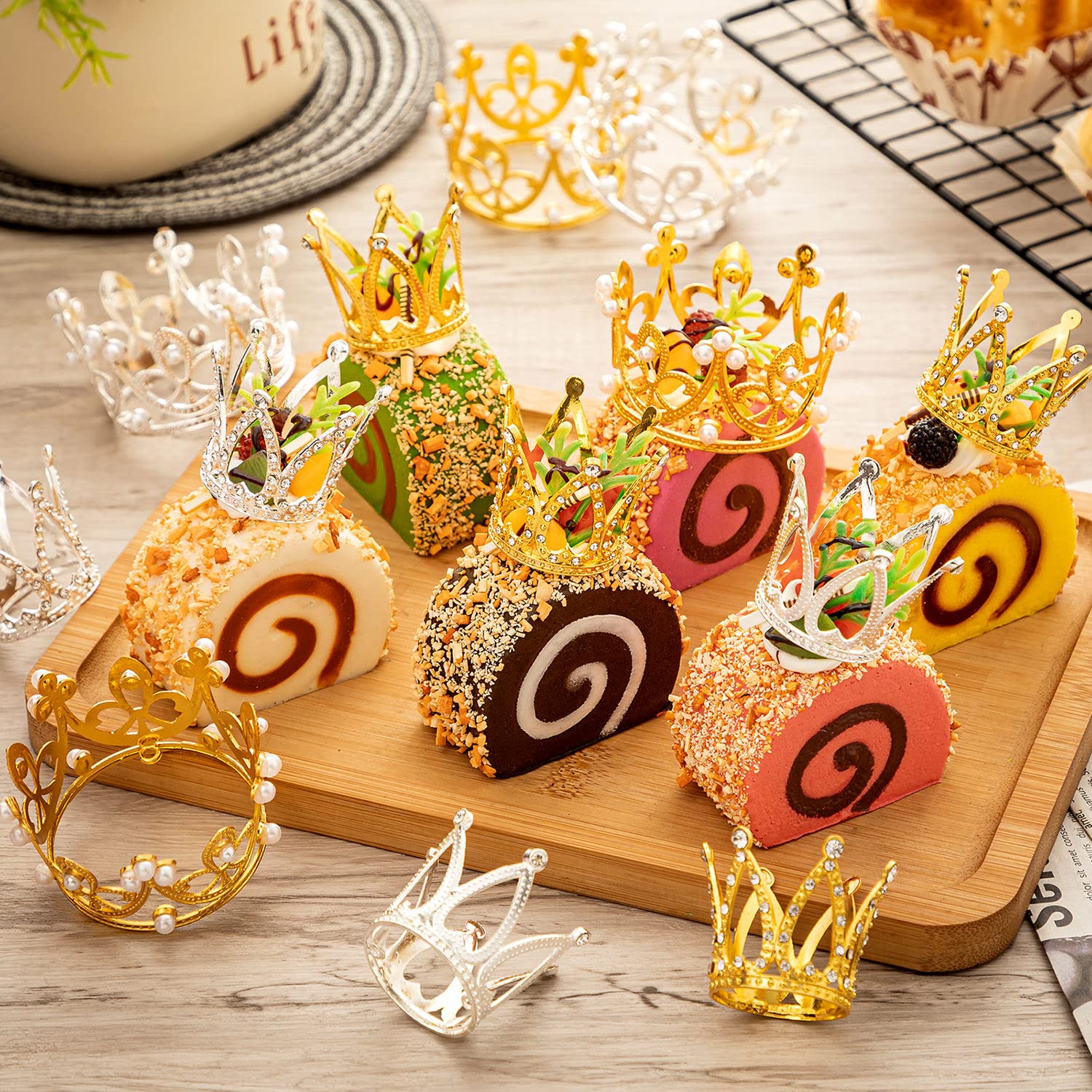 15Pcs Crown Cake Topper, Gold Silver Mini Crowns, Small Crystal Pearl Cupcake Toppers for Flower Arrangements Cupcake Baby Shower Birthday Party