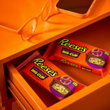 REESE'S Big Cup with Pretzels Milk Chocolate King Size Peanut Butter Cups, Candy Packs, 2.6 oz (16 Count)